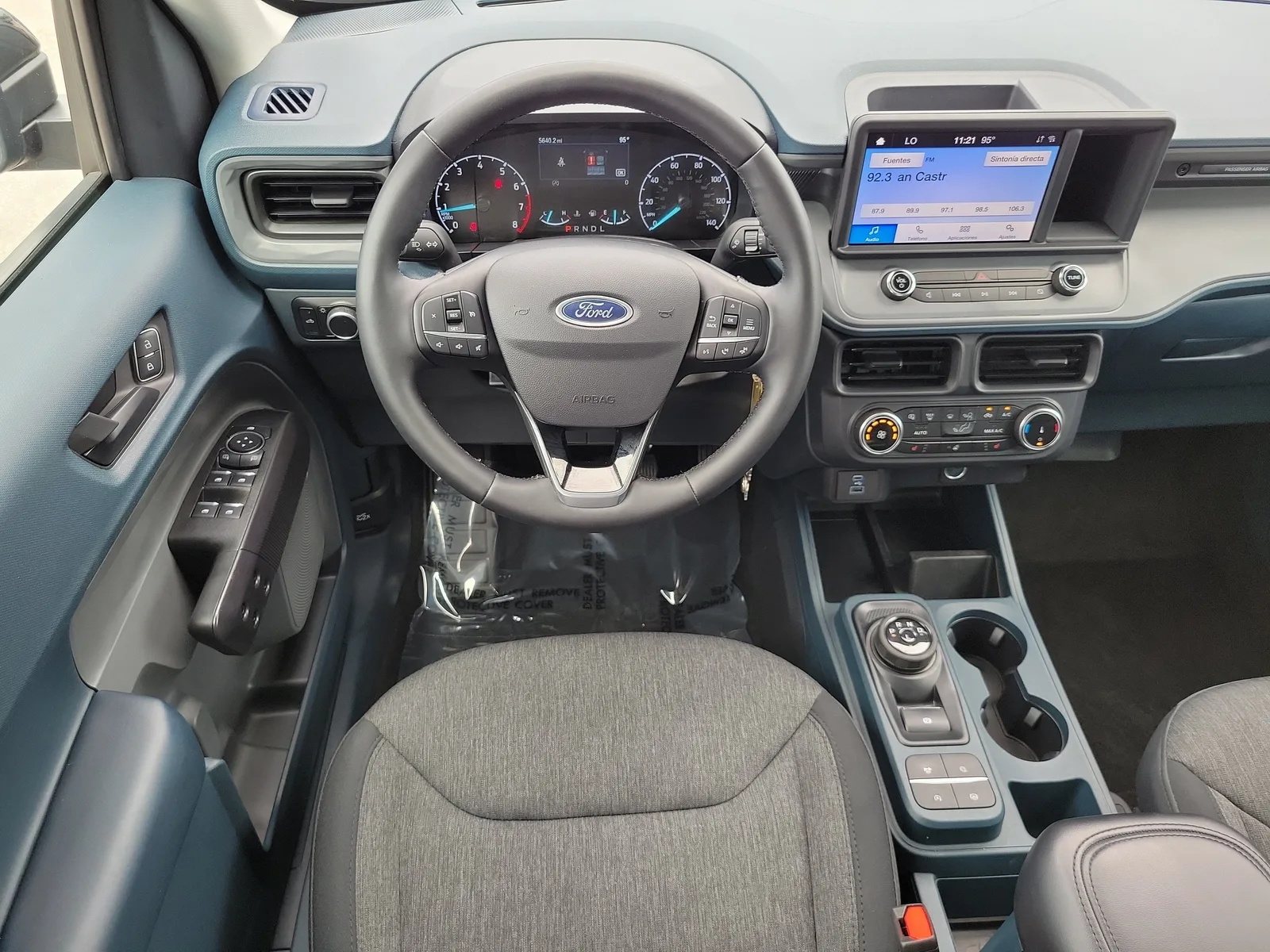 2024 Ford Maverick XLT photo 17