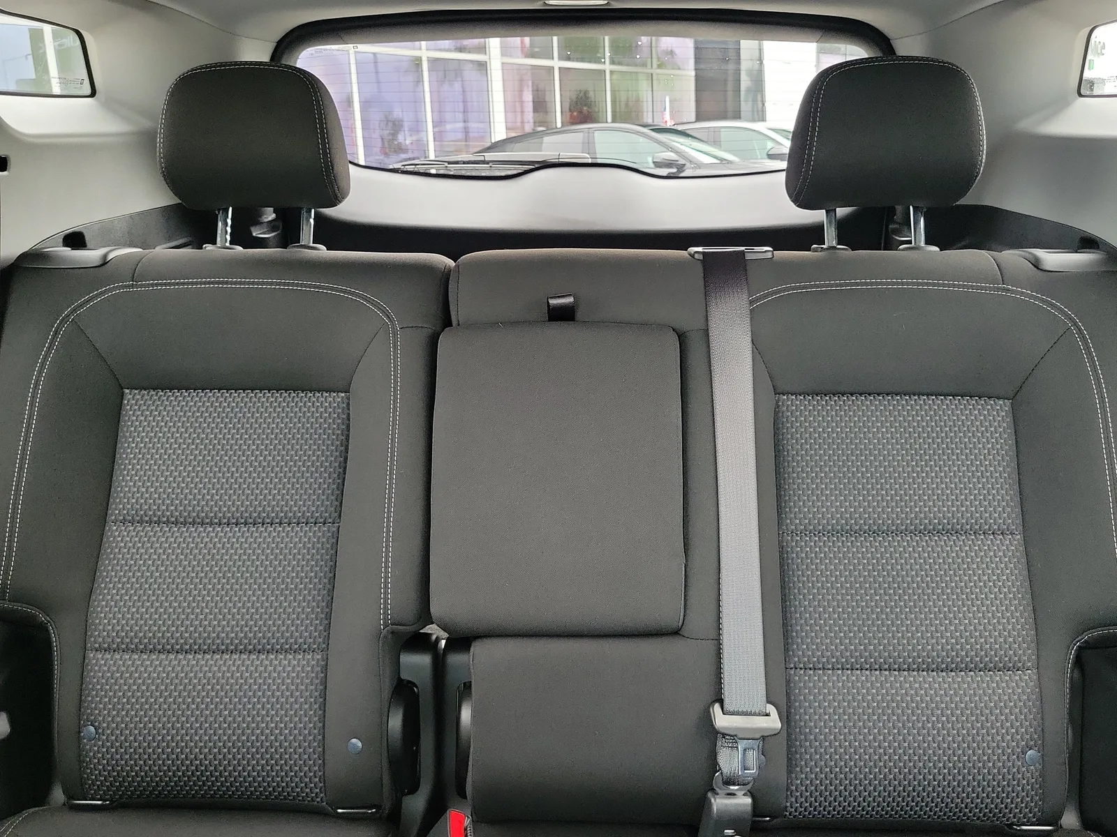 2024 GMC Terrain SLE photo 15