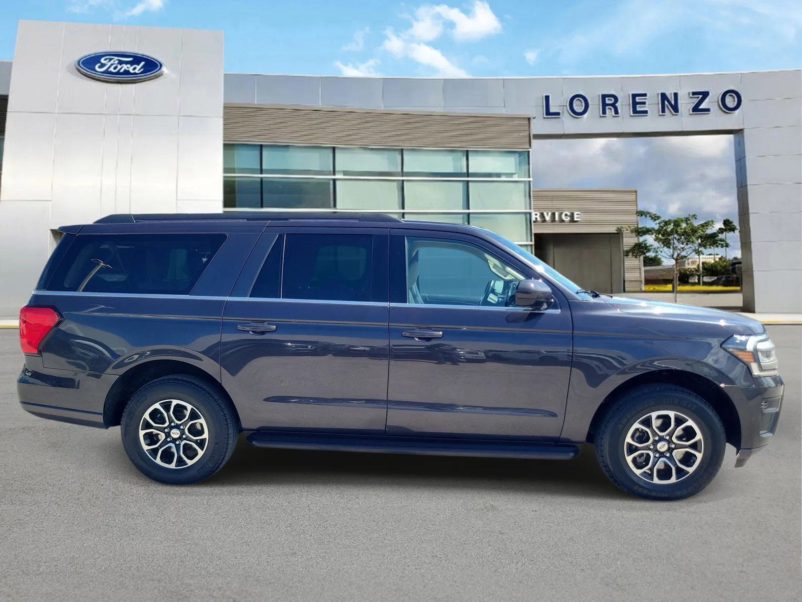 2024 Ford Expedition Max XLT 4WD photo 4