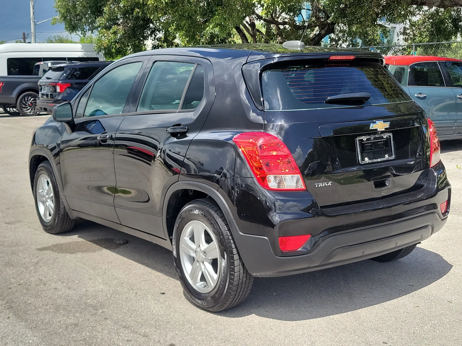 2020 Chevrolet Trax LS photo 7