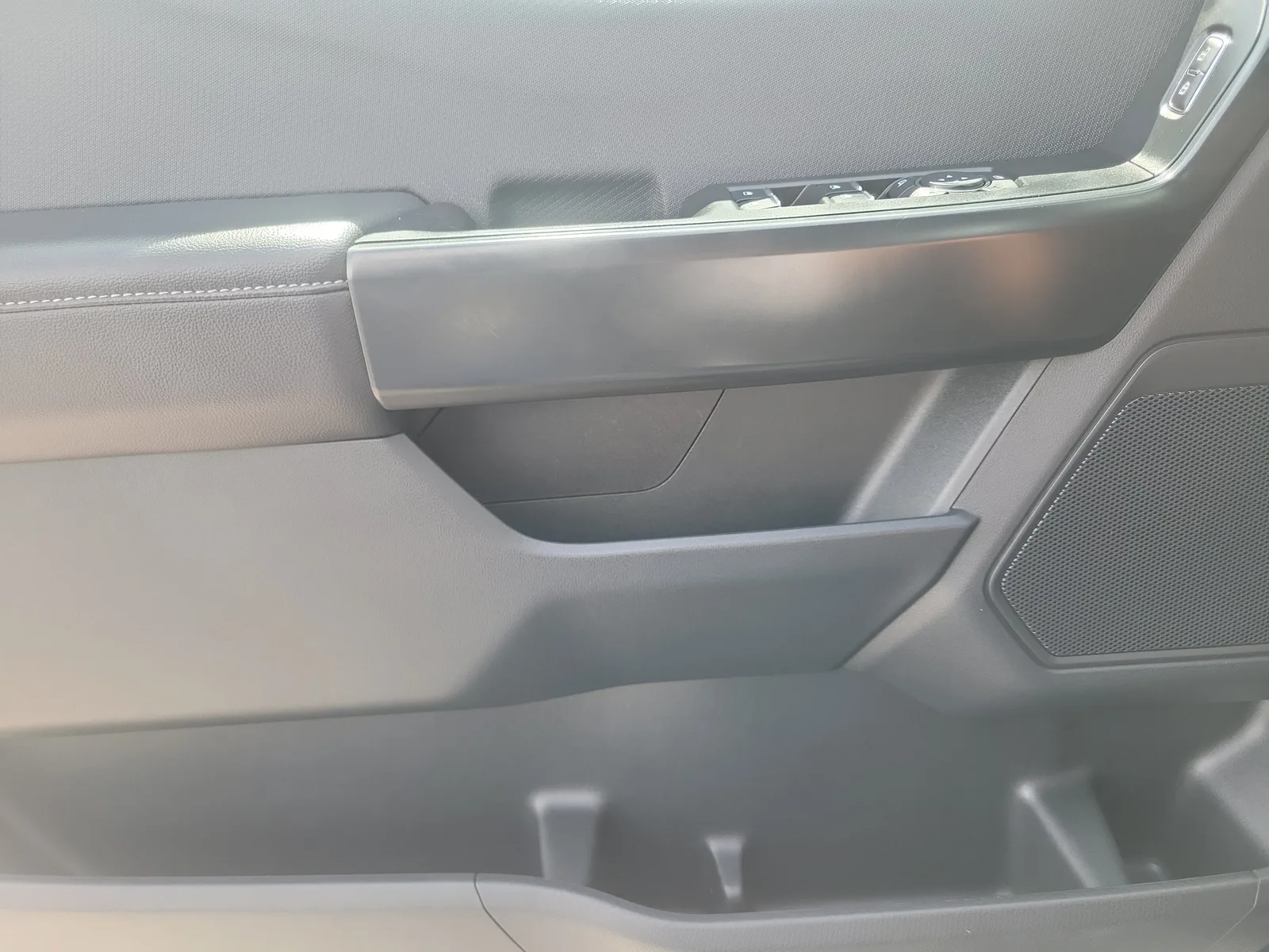 2025 Ford F-150 STX photo 26