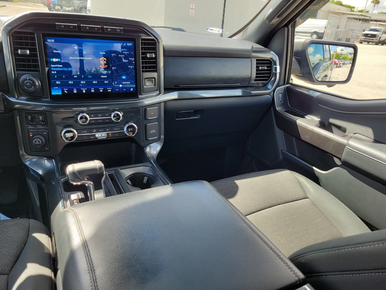 2021 Ford F-150 XLT 4WD photo 15