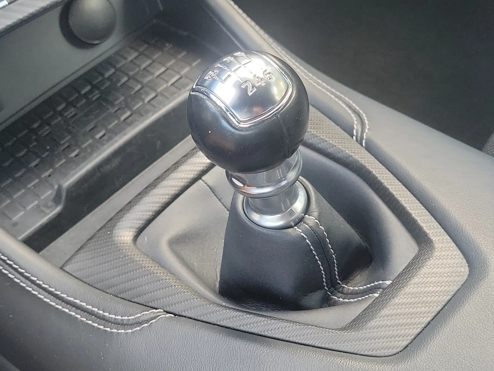 2024 Ford Mustang GT Premium photo 24