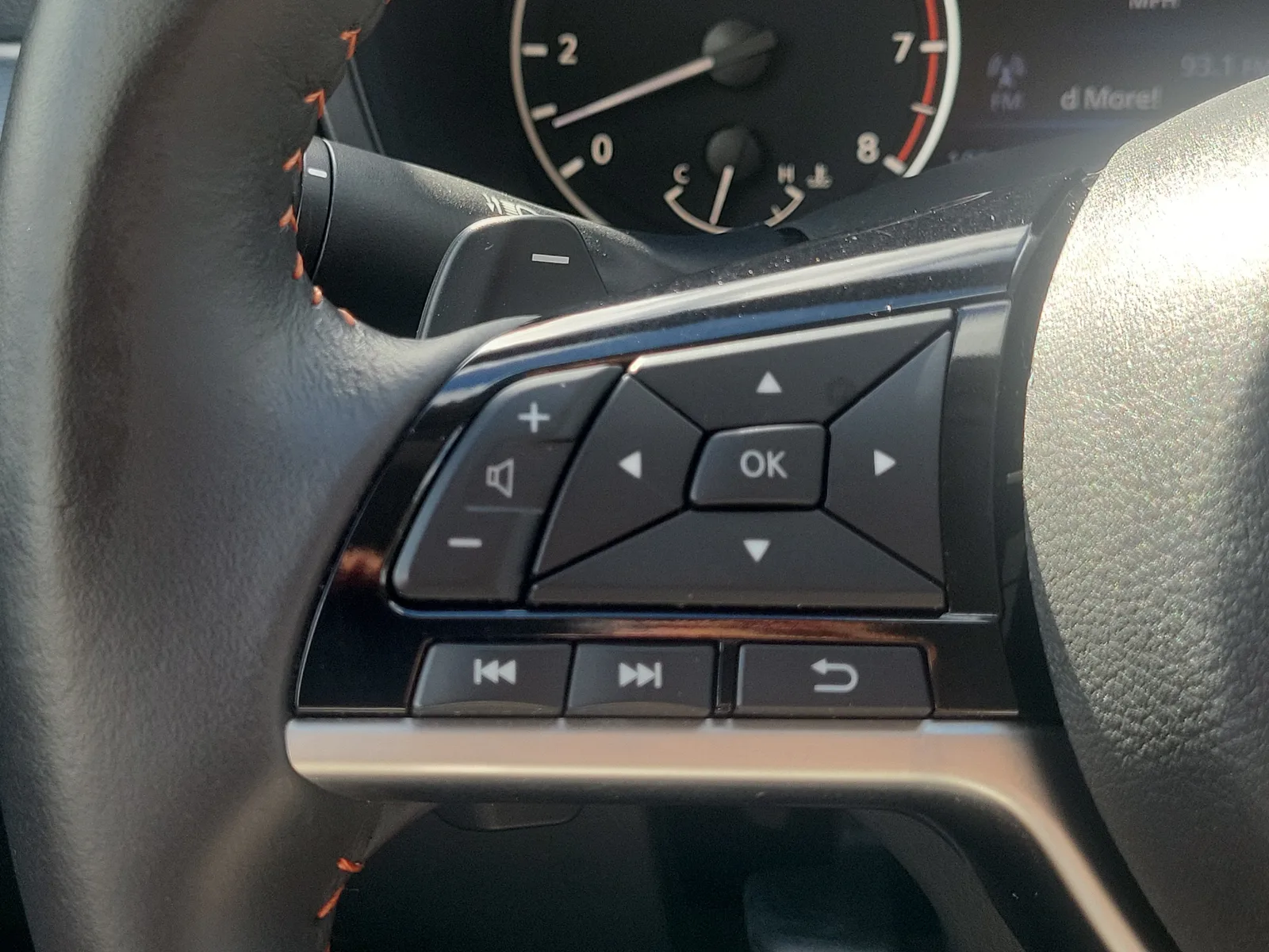 2024 Nissan Altima 2.5 SR photo 20