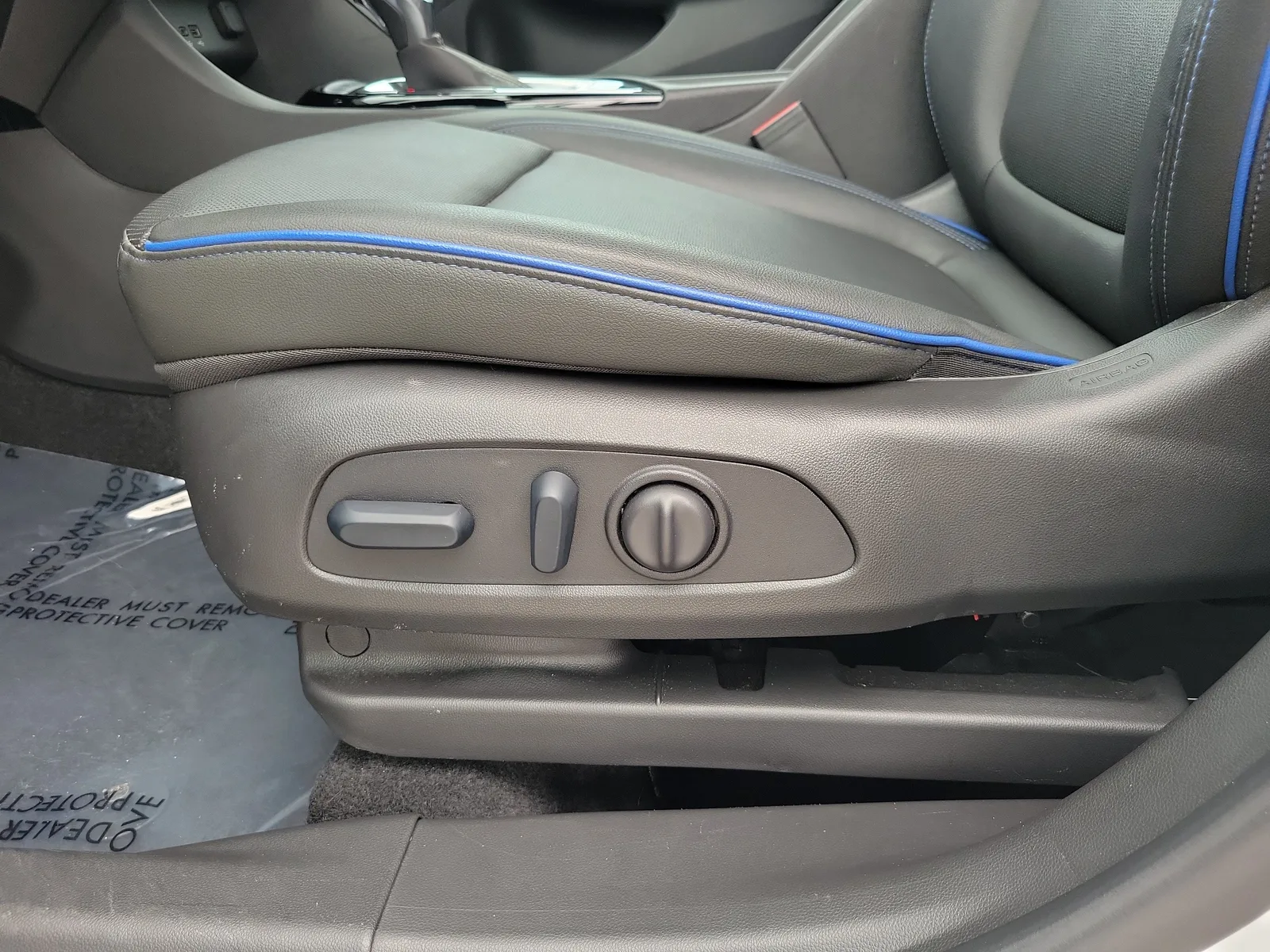 2025 Buick Encore GX Sport Touring photo 12