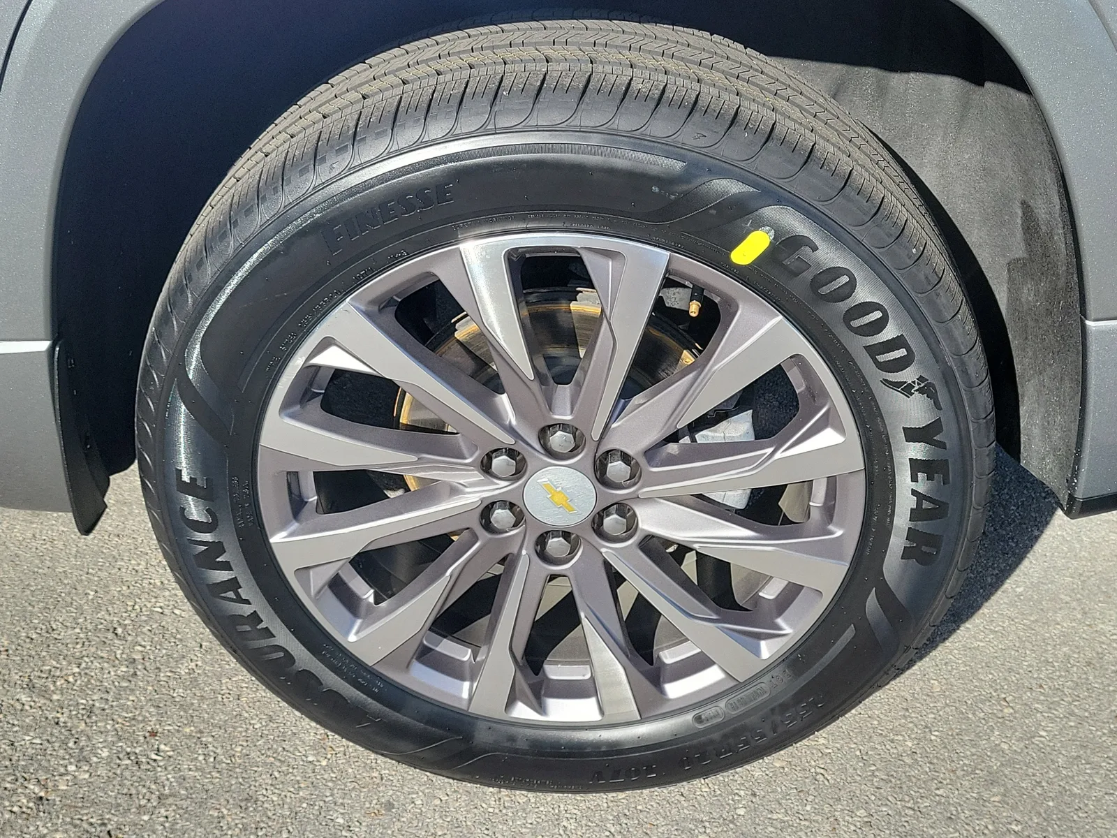 2023 Chevrolet Traverse Premier photo 26