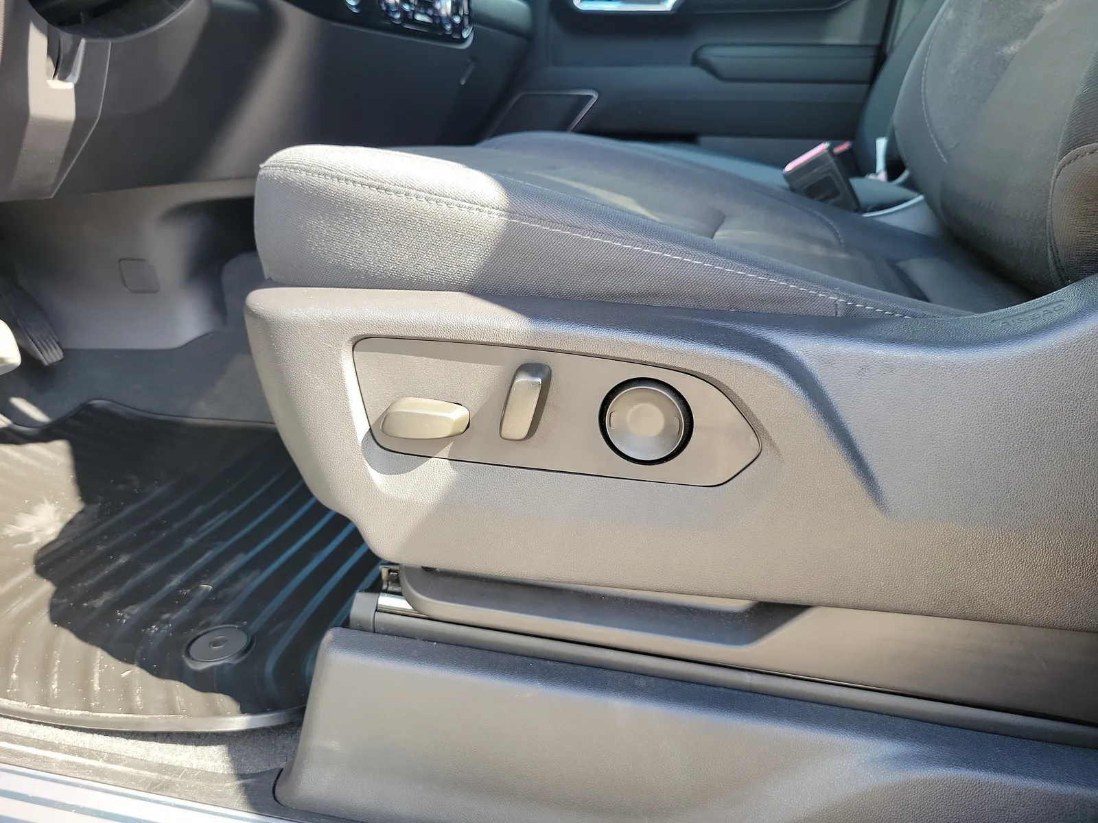 2024 GMC Sierra 1500 Elevation photo 12