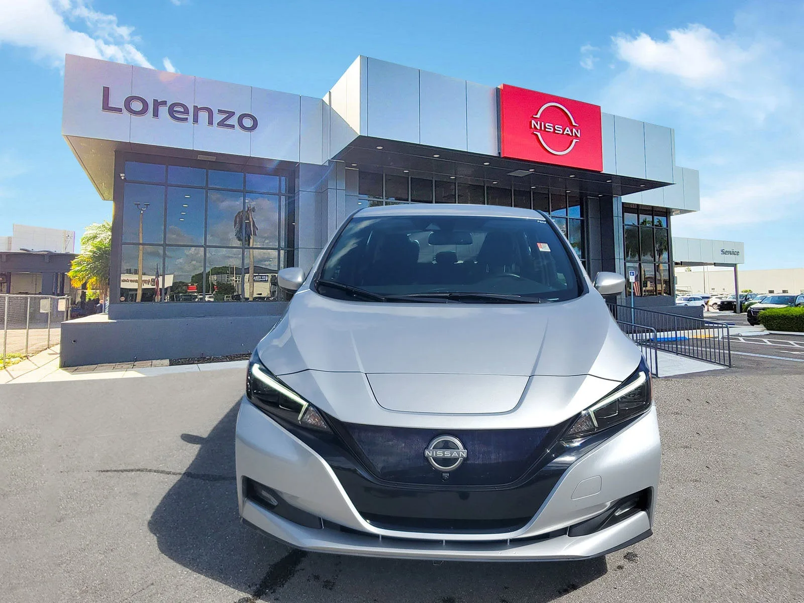 2024 Nissan LEAF SV PLUS photo 2