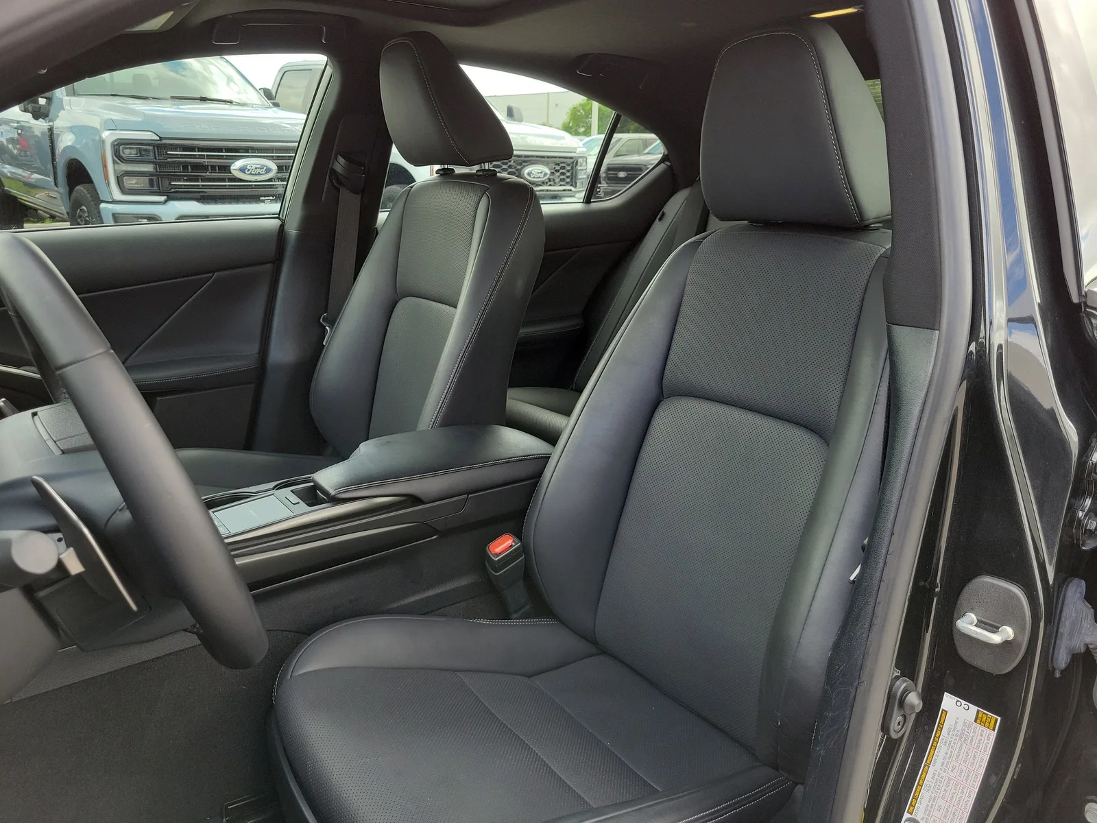 2024 Lexus IS IS 350 F SPORT photo 11