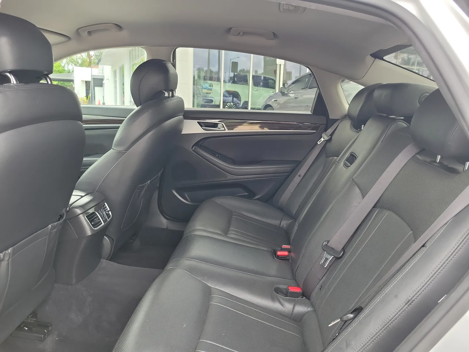 2017 Genesis G80 3.8L photo 14