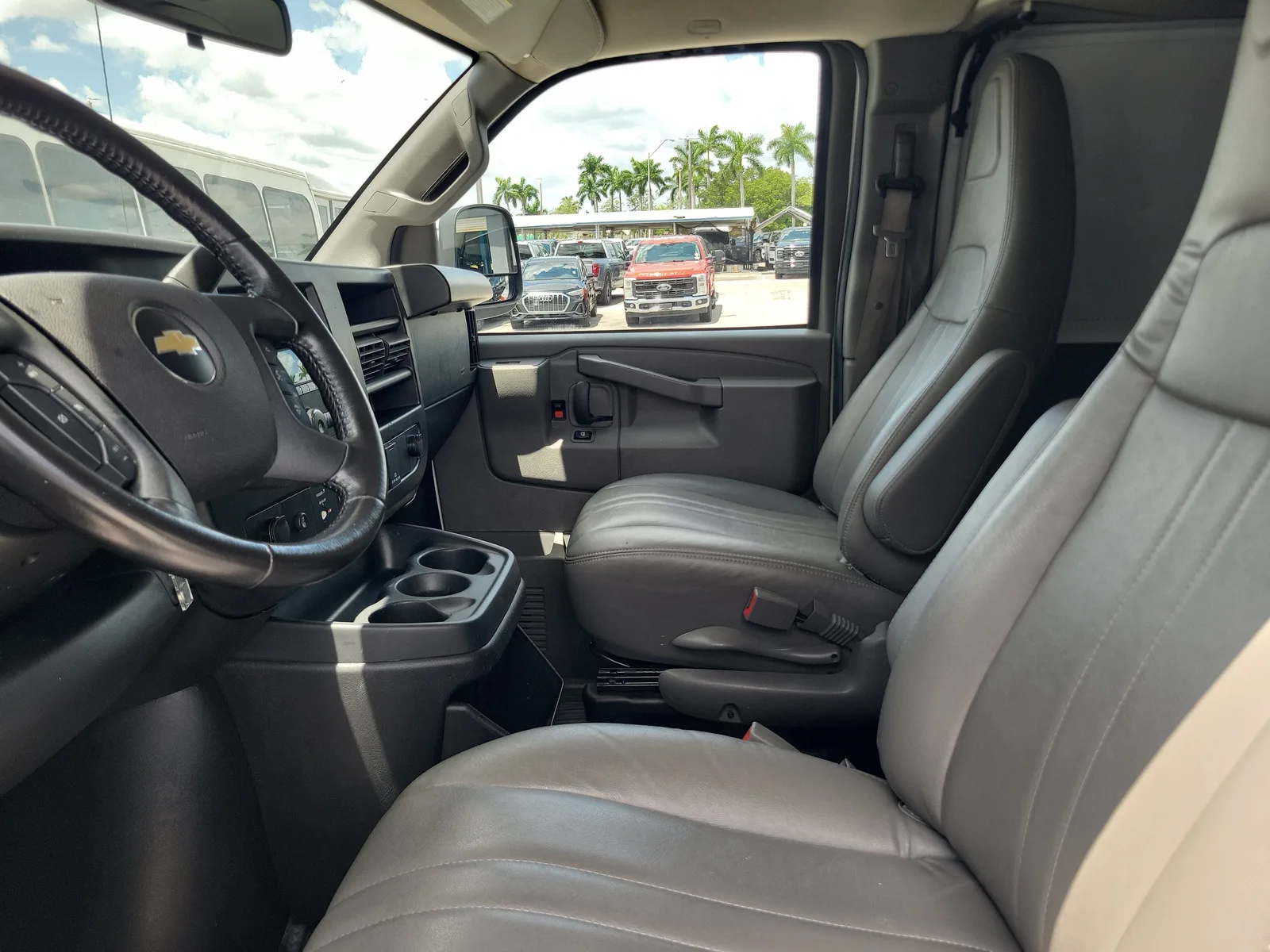 2023 Chevrolet Express Cargo Van Work Van photo 11