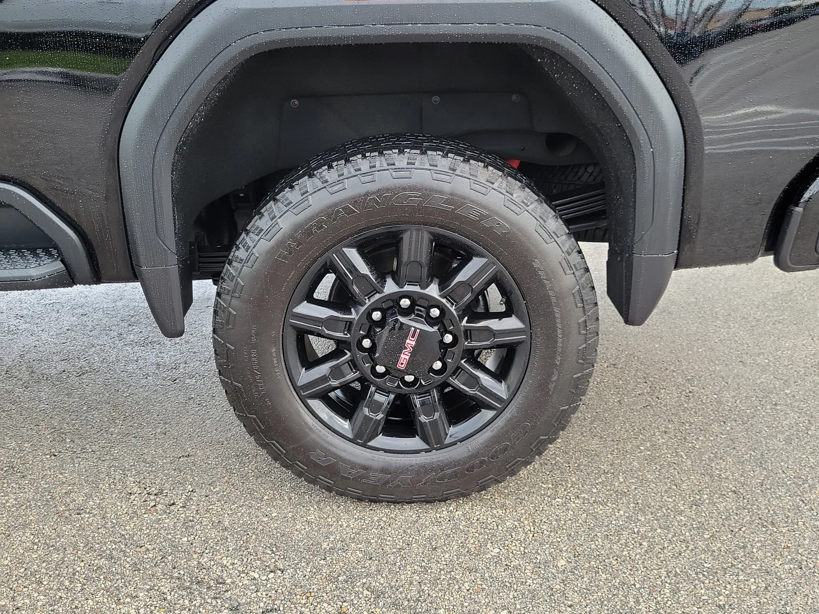 2025 GMC Sierra 2500 HD AT4 photo 28