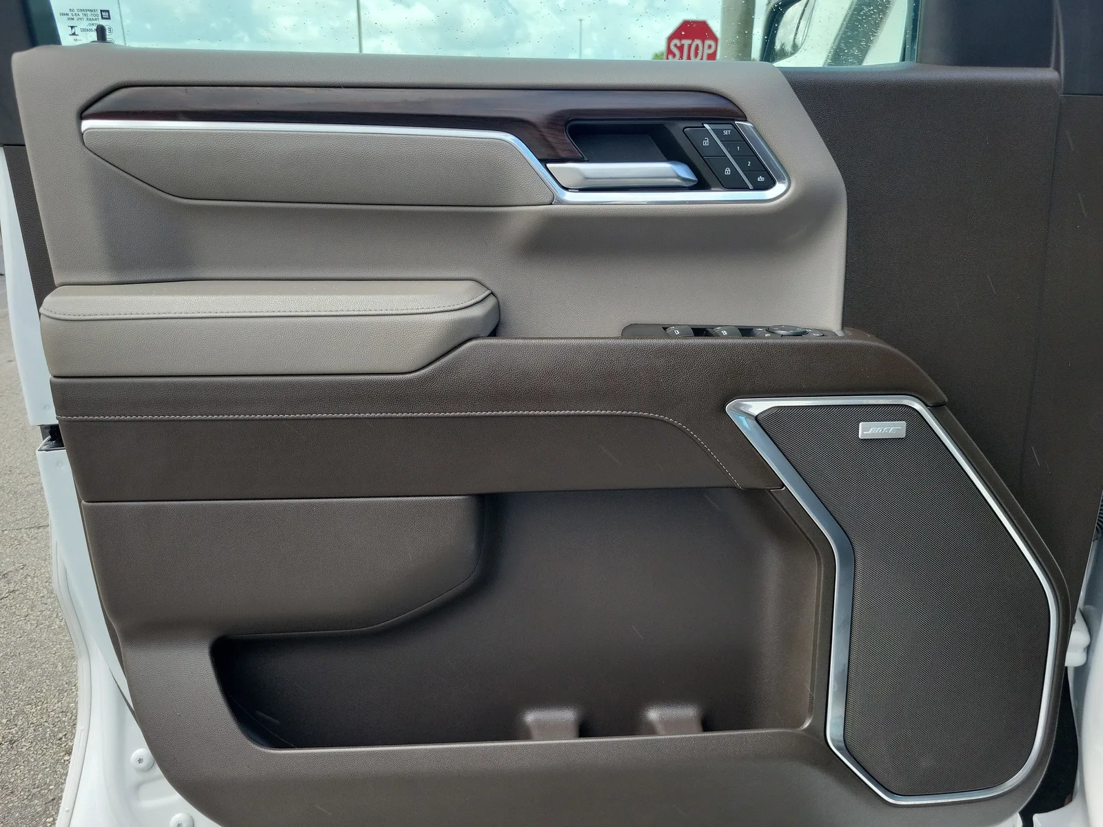 2023 GMC Sierra 1500 SLT photo 20