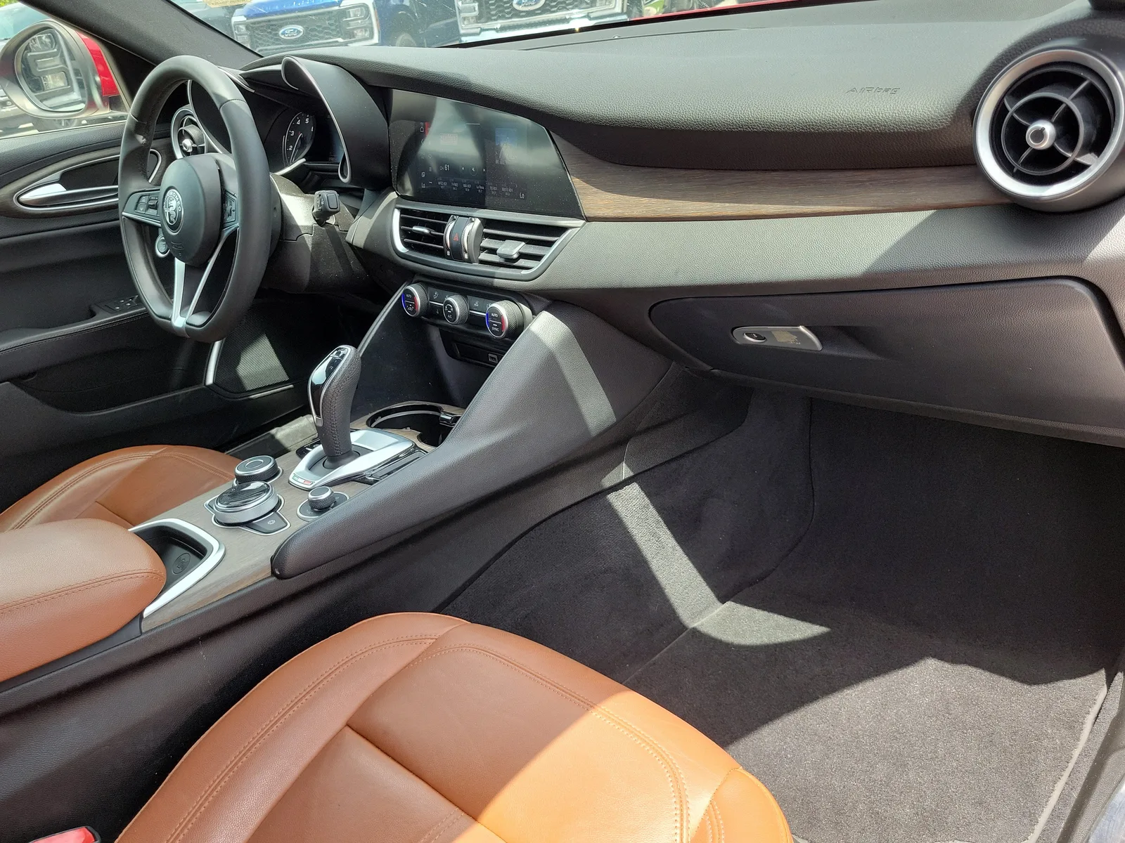 2022 Alfa Romeo Giulia Ti photo 13