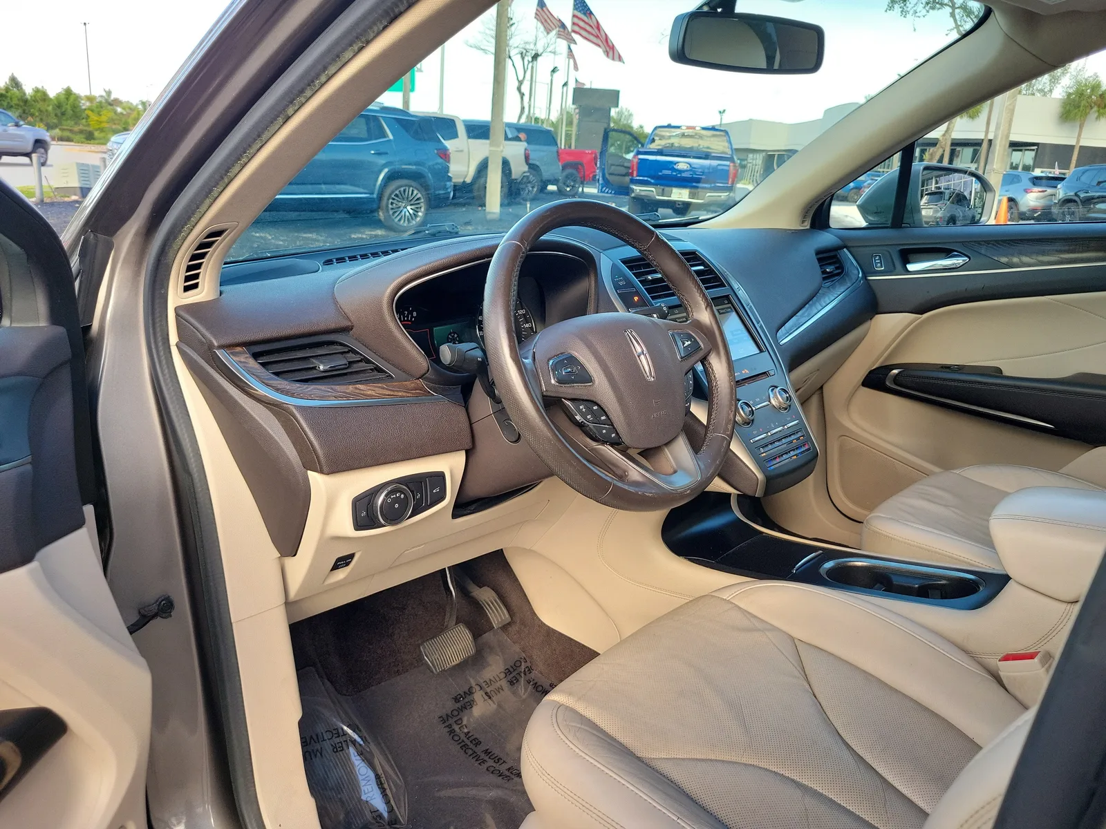 2017 Lincoln MKC Reserve photo 9