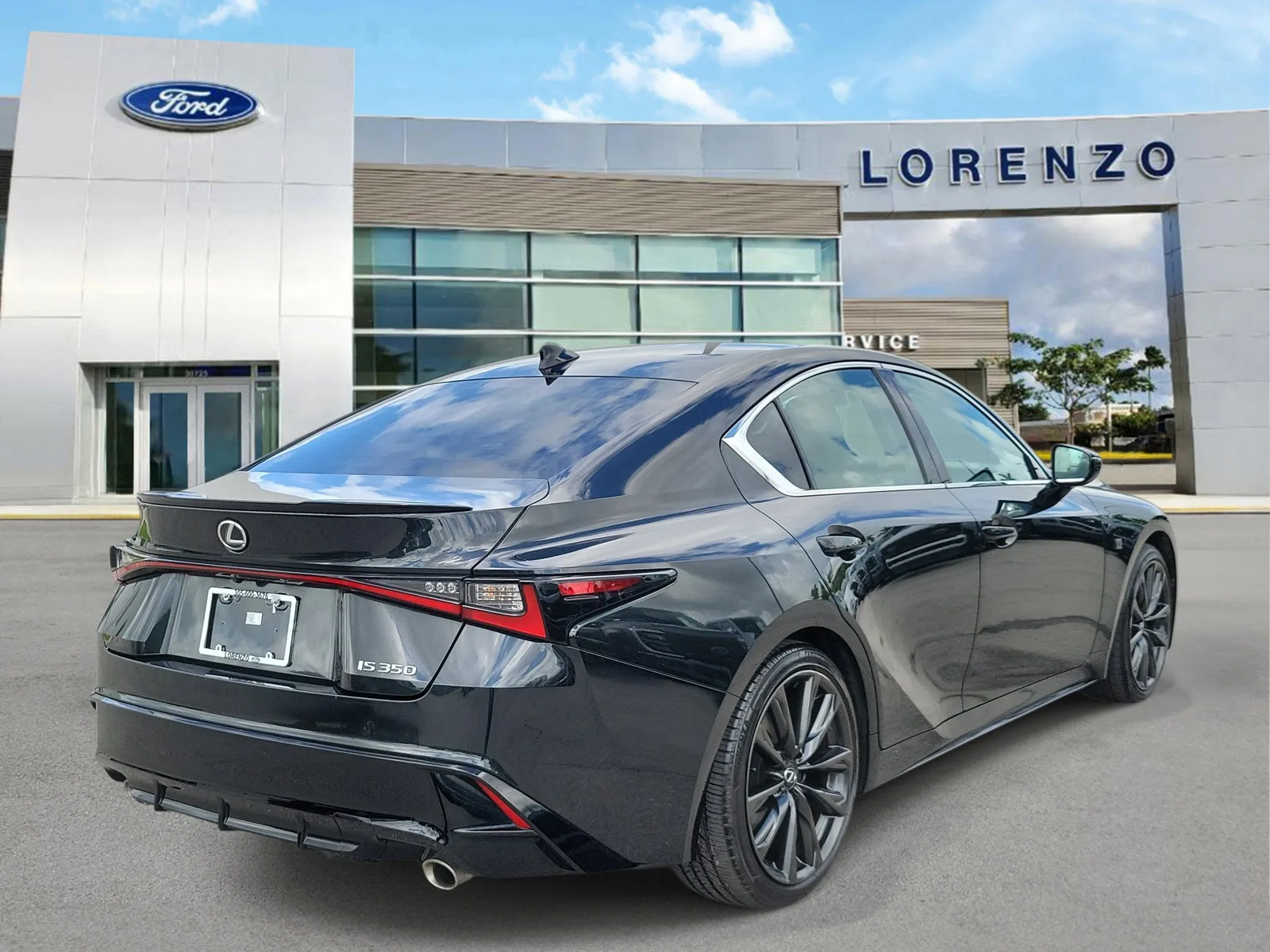 2024 Lexus IS IS 350 F SPORT photo 5