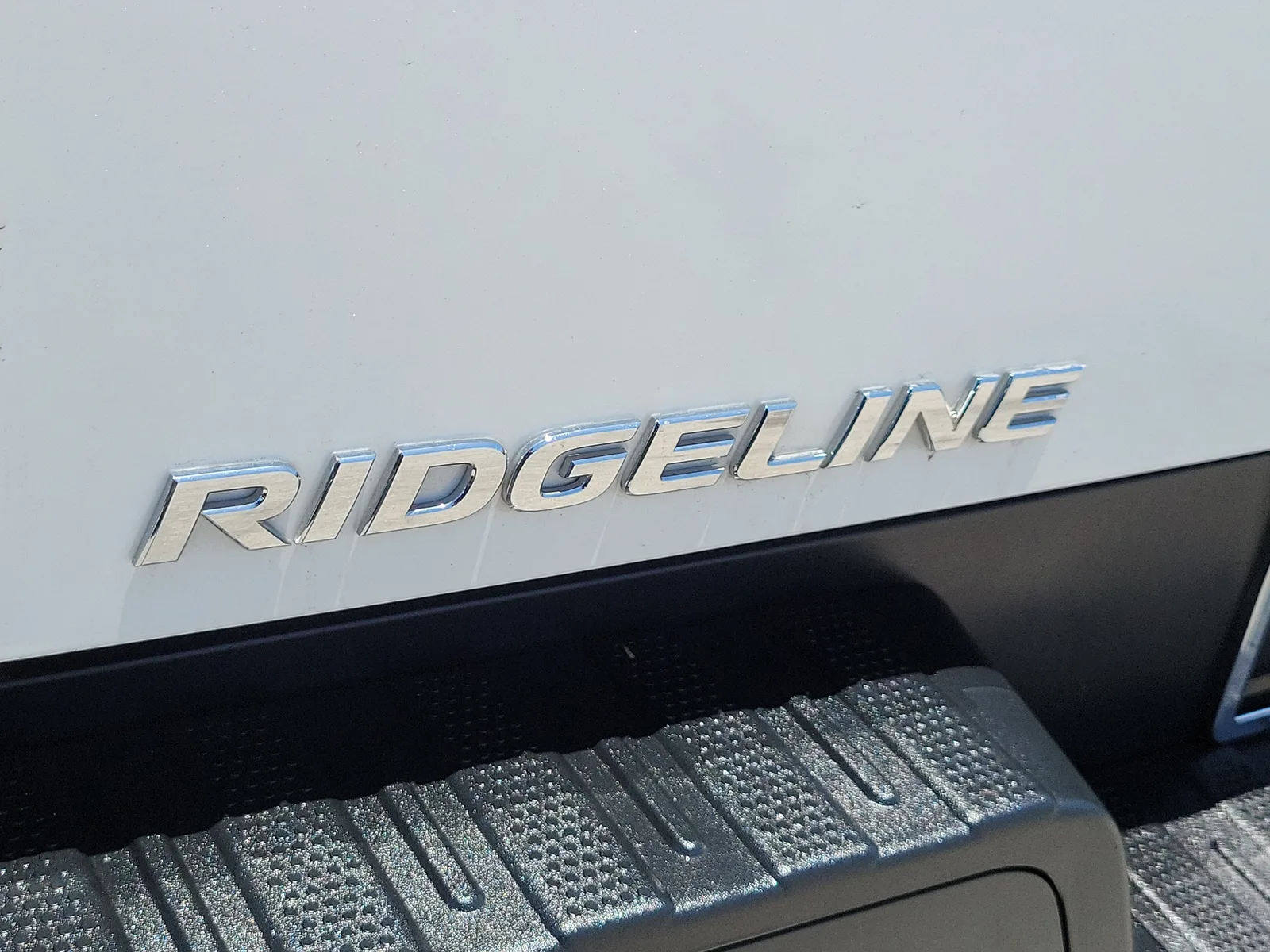 2023 Honda Ridgeline RTL 4WD photo 13