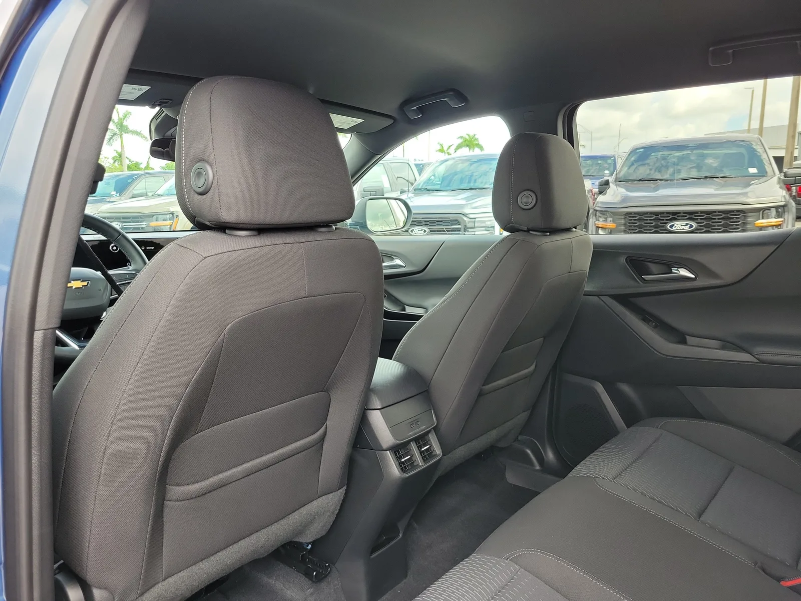 2026 Chevrolet Equinox FWD LT photo 14