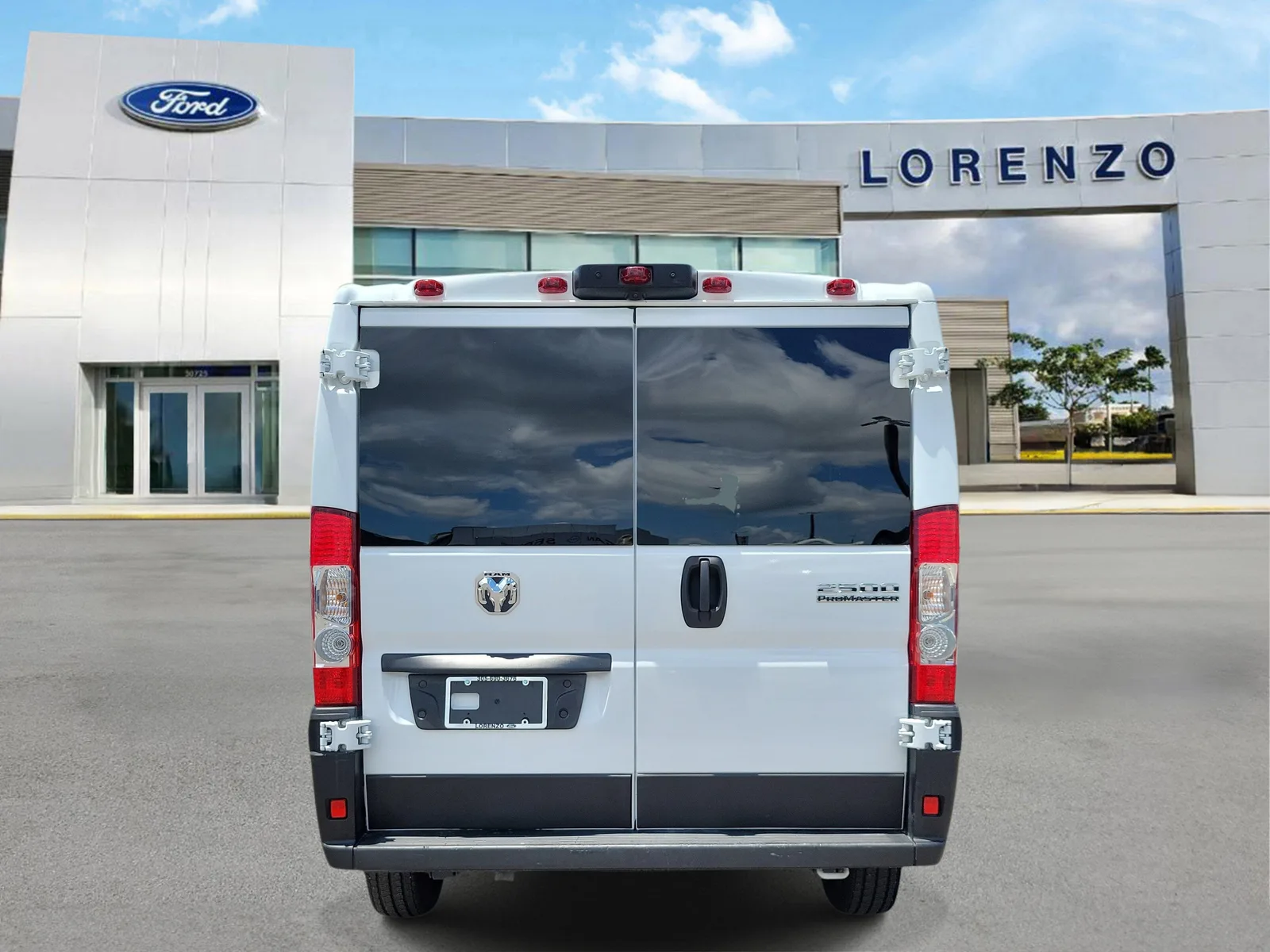 2025 RAM ProMaster Cargo Van Tradesman photo 6