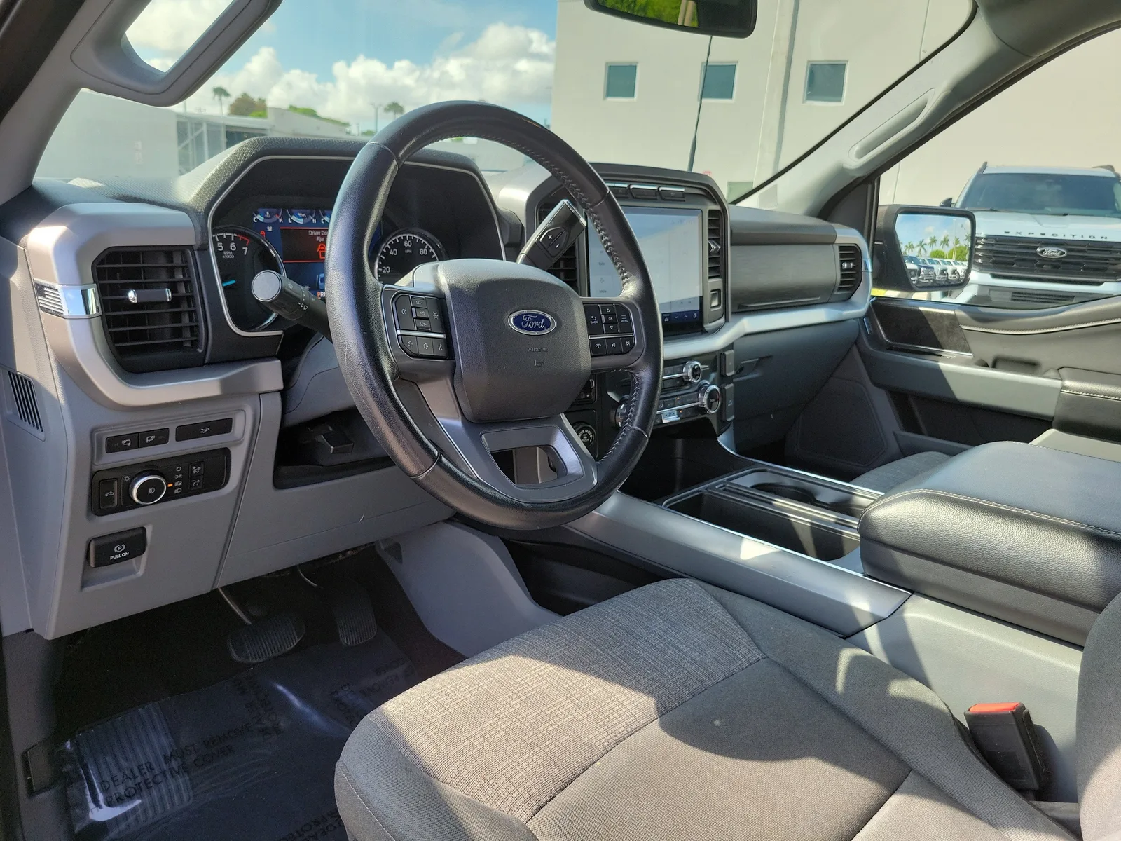 2022 Ford F-150 XLT photo 9