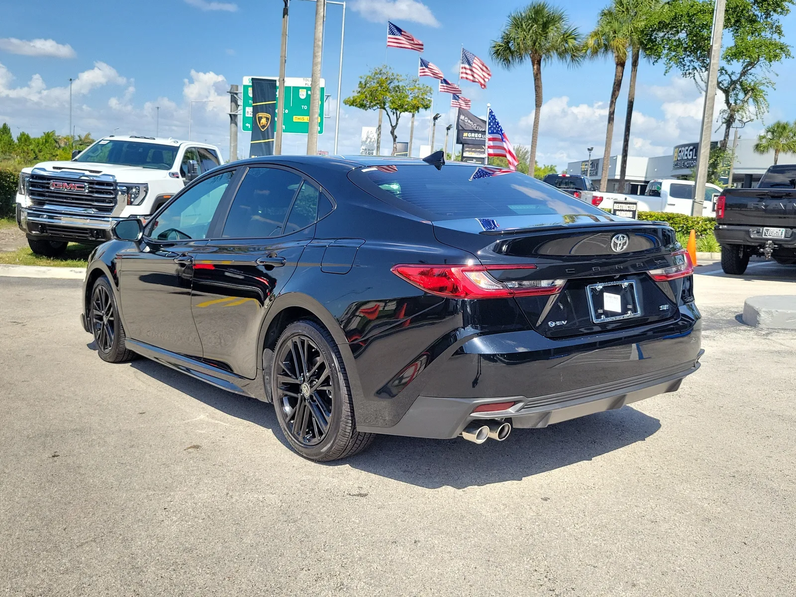 2025 Toyota Camry LE photo 7