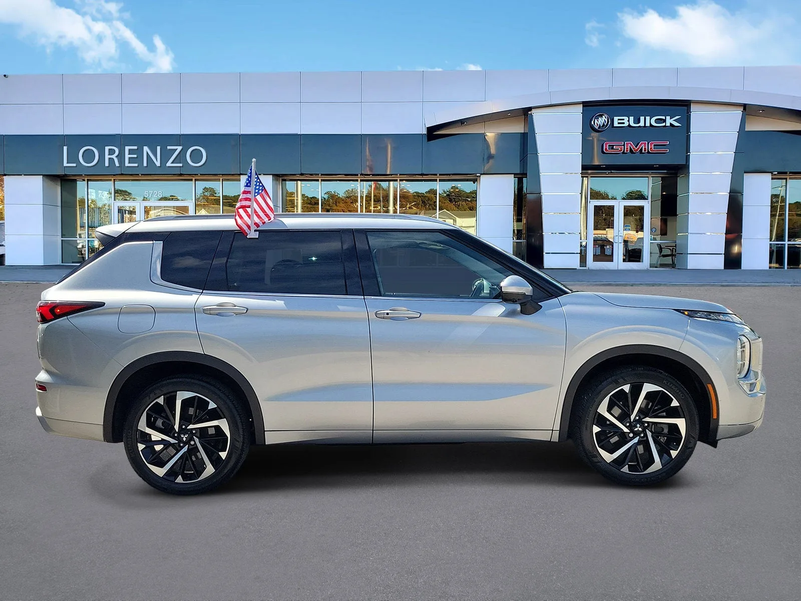 2022 Mitsubishi Outlander SEL photo 4