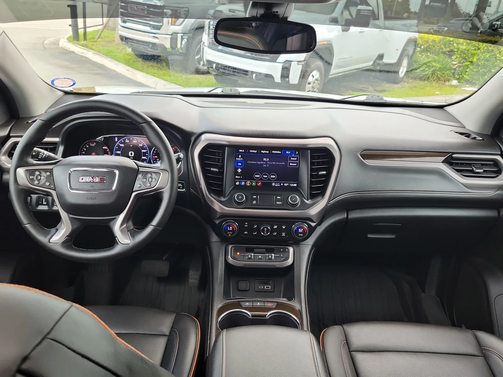 2023 GMC Acadia AT4 photo 15