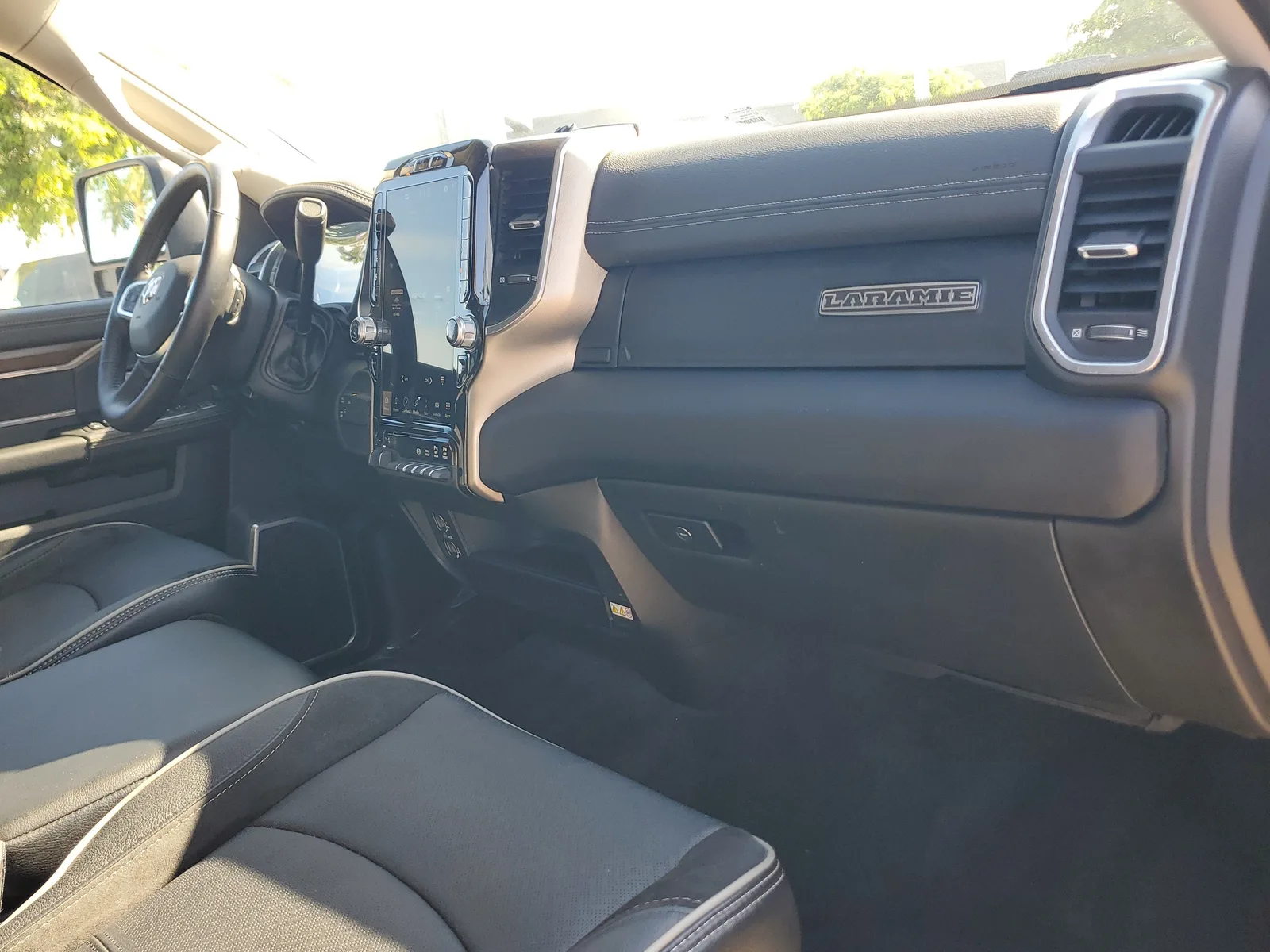 2024 RAM 2500 Laramie 4WD Diesel photo 18