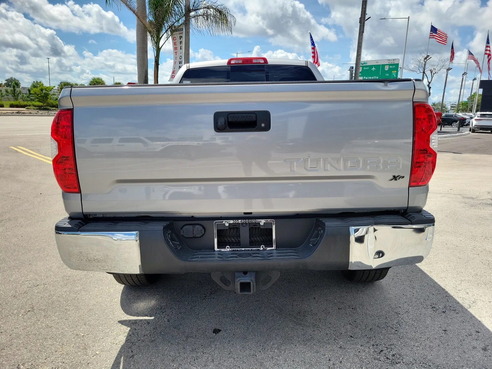 2017 Toyota Tundra 2WD SR photo 6