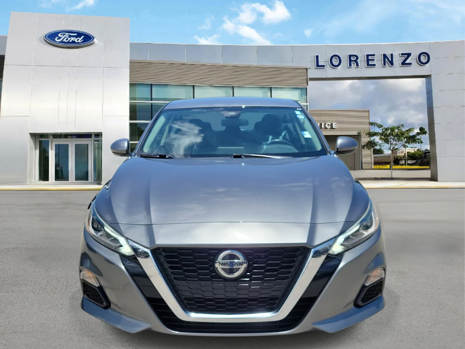 2022 Nissan Altima 2.5 SV photo 2