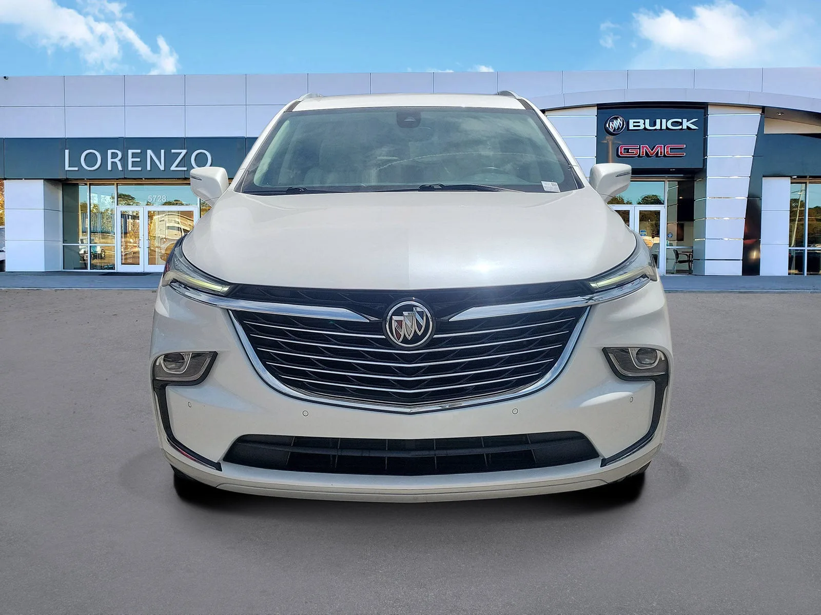 2022 Buick Enclave Essence photo 2