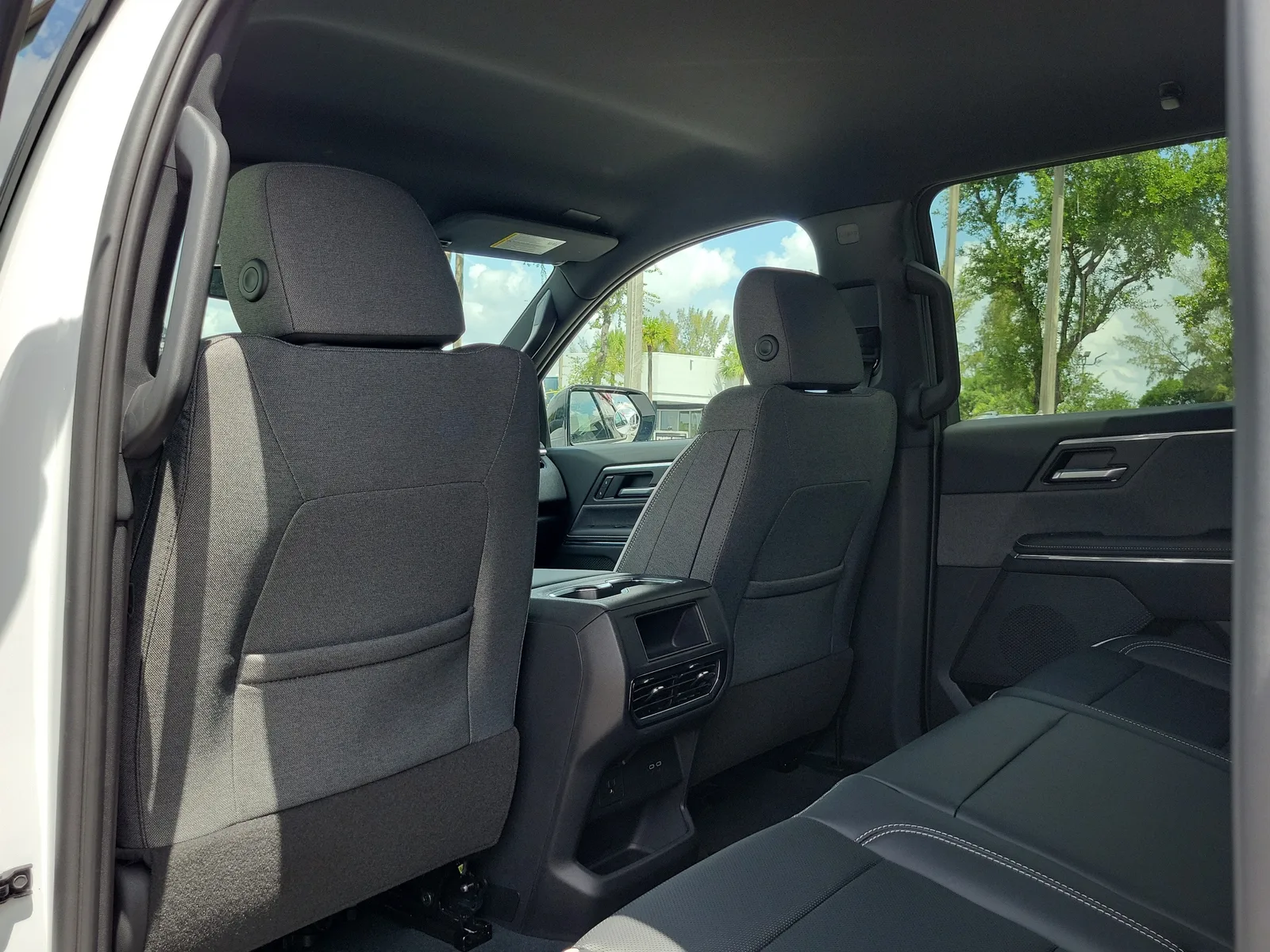 2026 GMC Sierra EV Elevation Extended Range photo 15