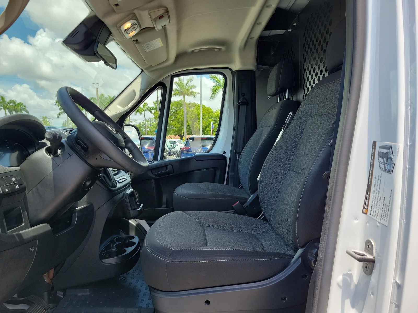 2025 RAM ProMaster Cargo Van Tradesman photo 11