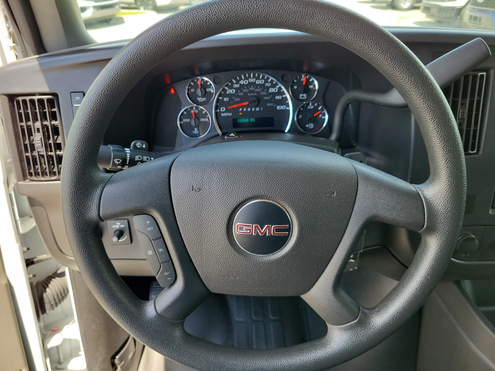 2024 GMC Savana Cargo Van Work Van photo 23