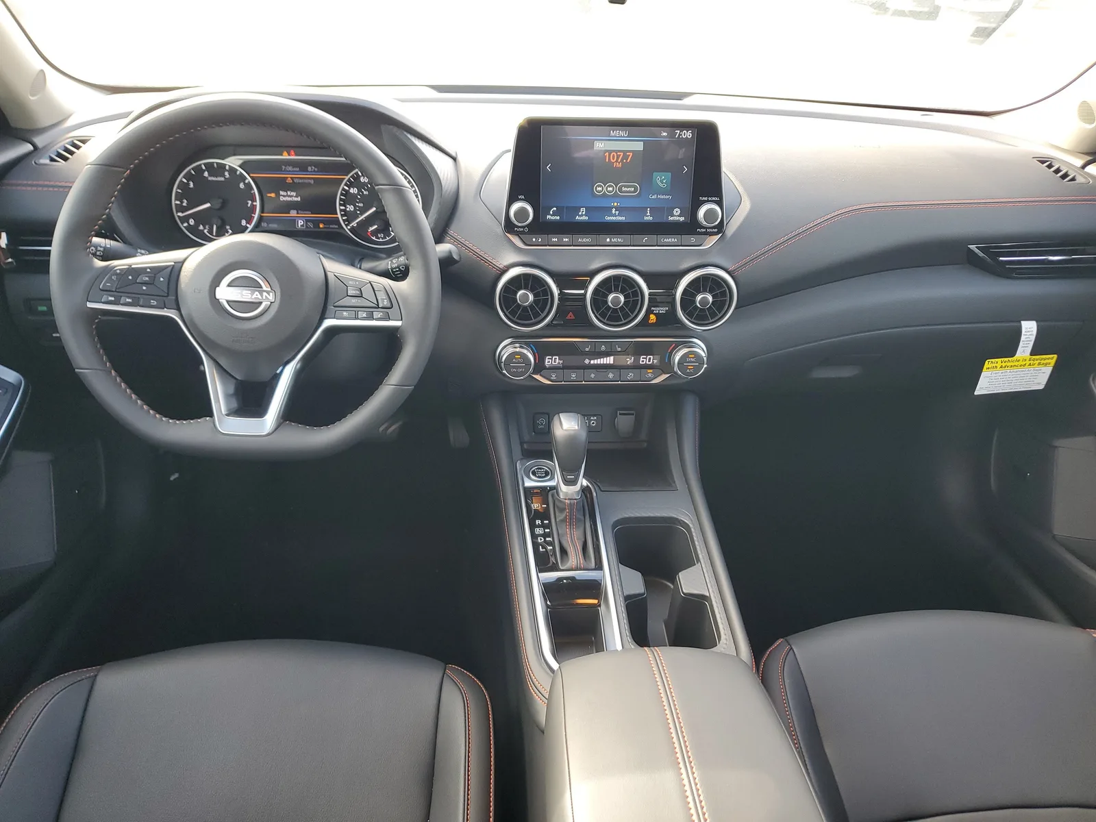 2025 Nissan Sentra SR photo 13