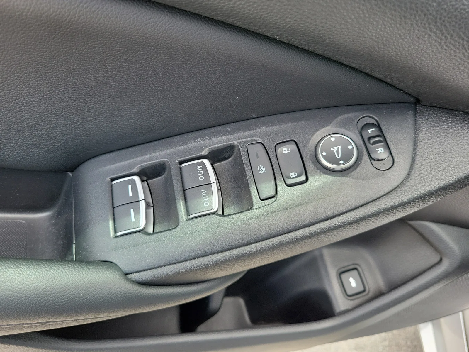 2021 Honda Accord Sedan Sport photo 22