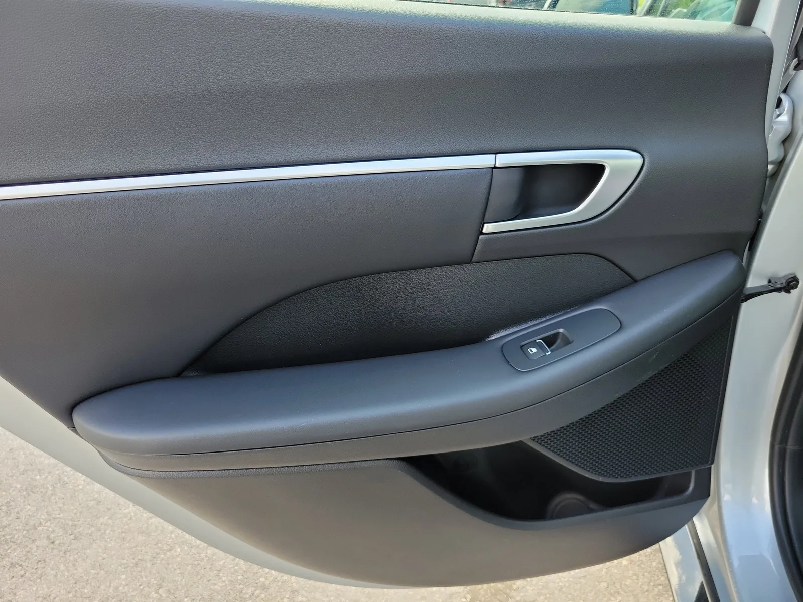 2025 Hyundai Sonata SEL photo 28