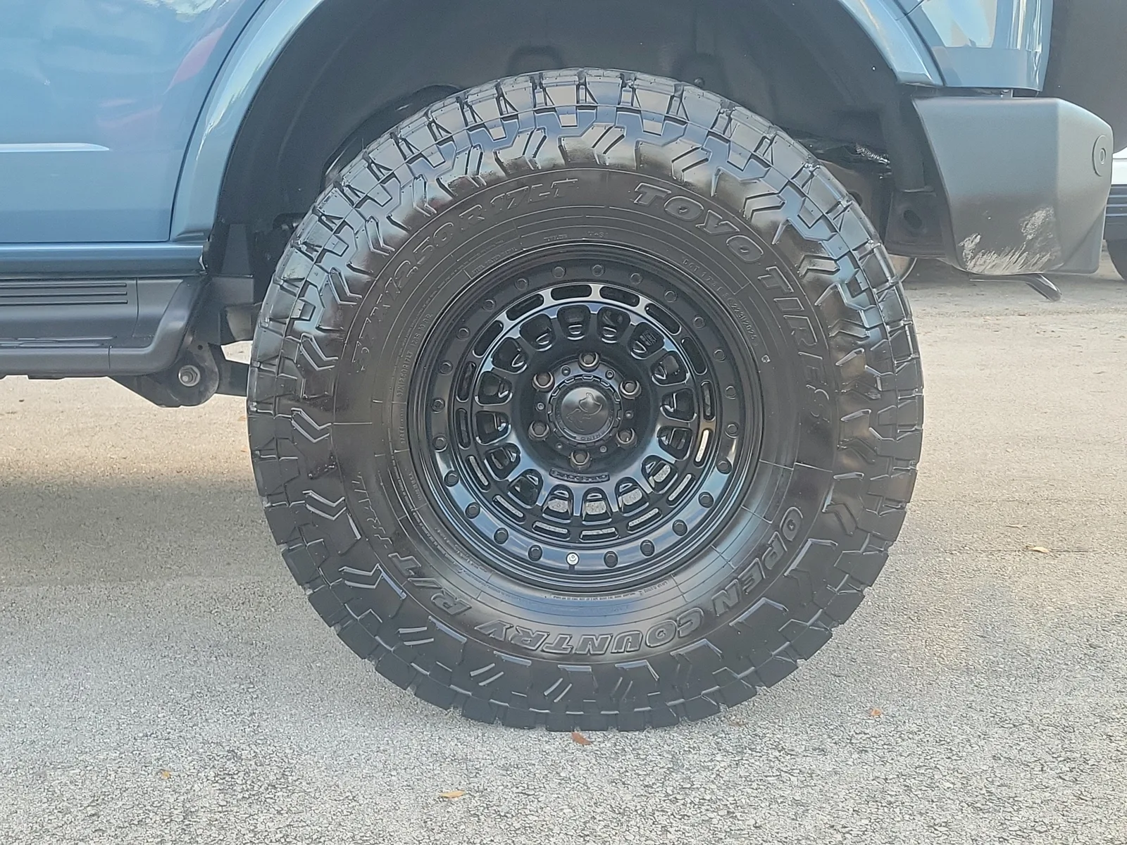 2025 Ford Bronco Outer Banks 4WD photo 30