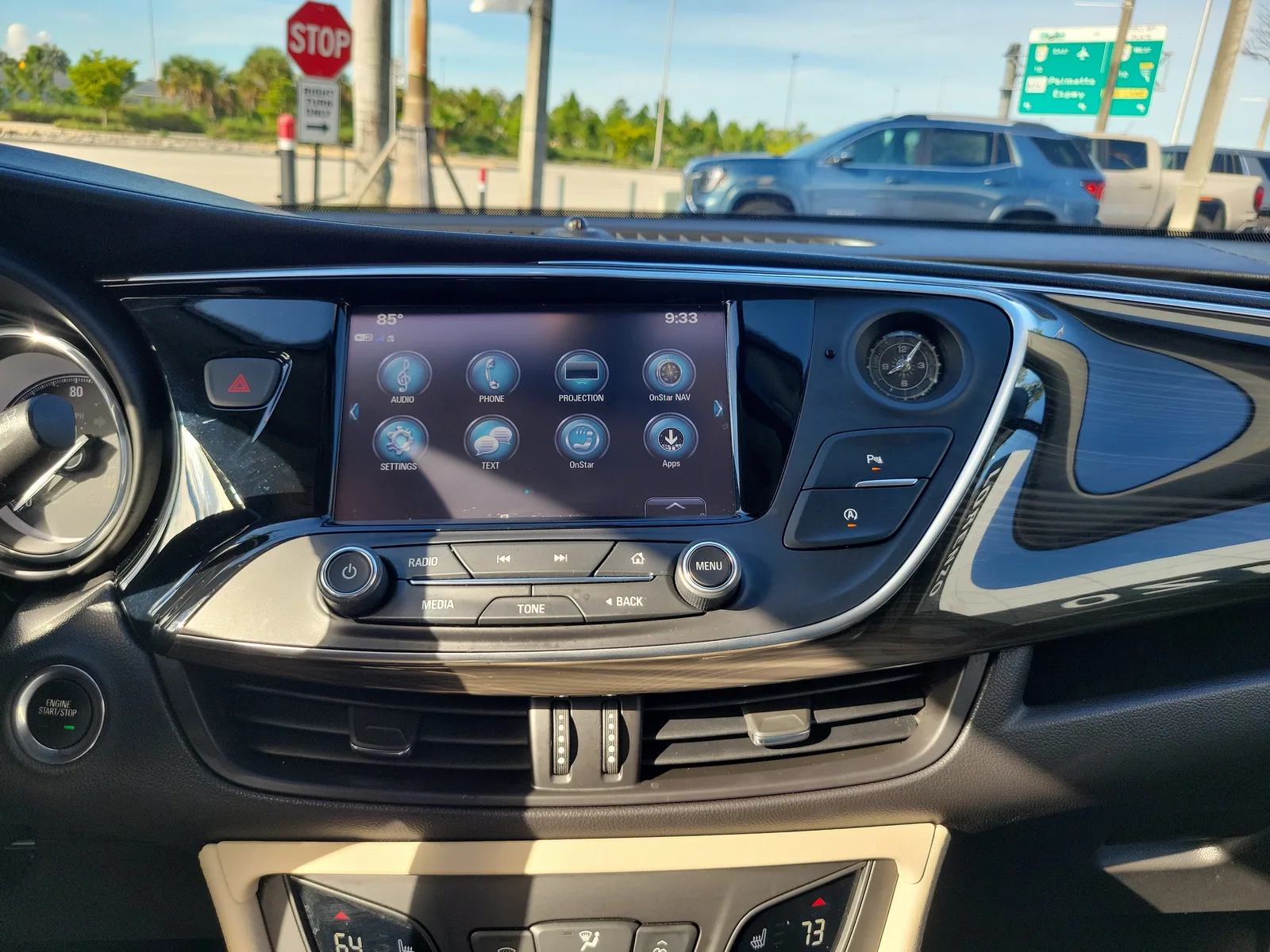 2020 Buick Envision Preferred photo 21