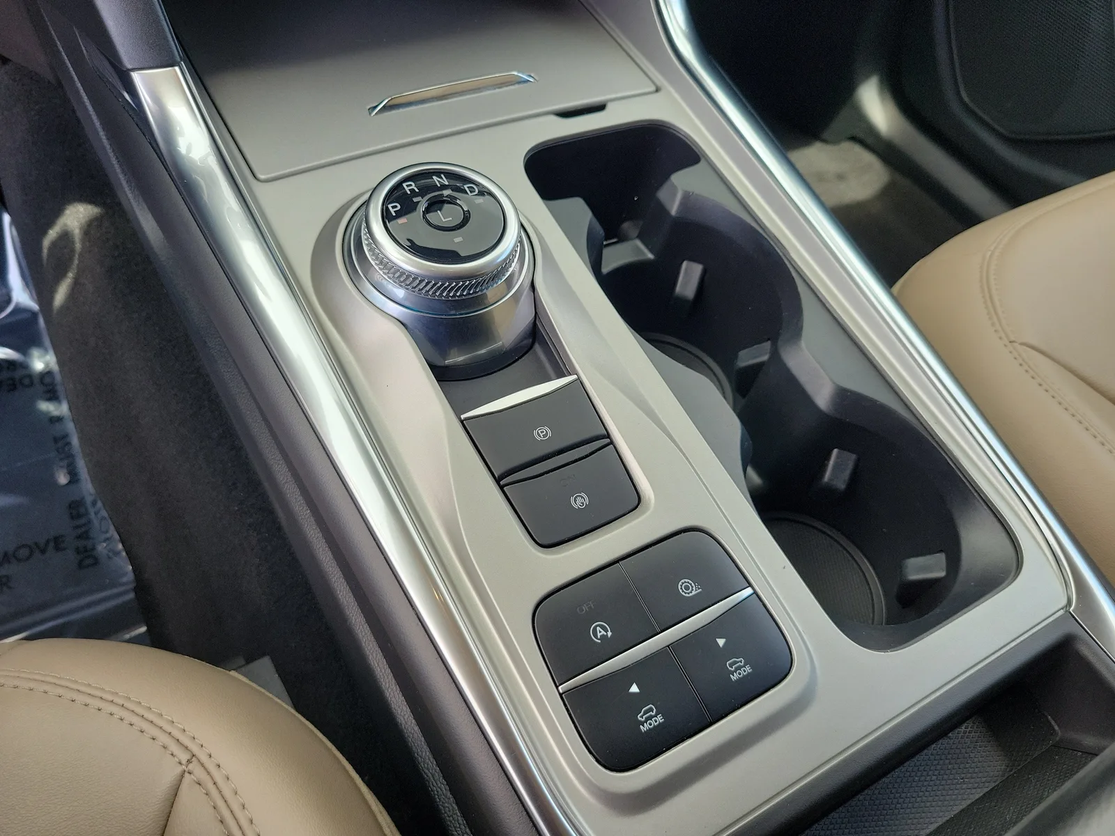2024 Ford Explorer XLT photo 33