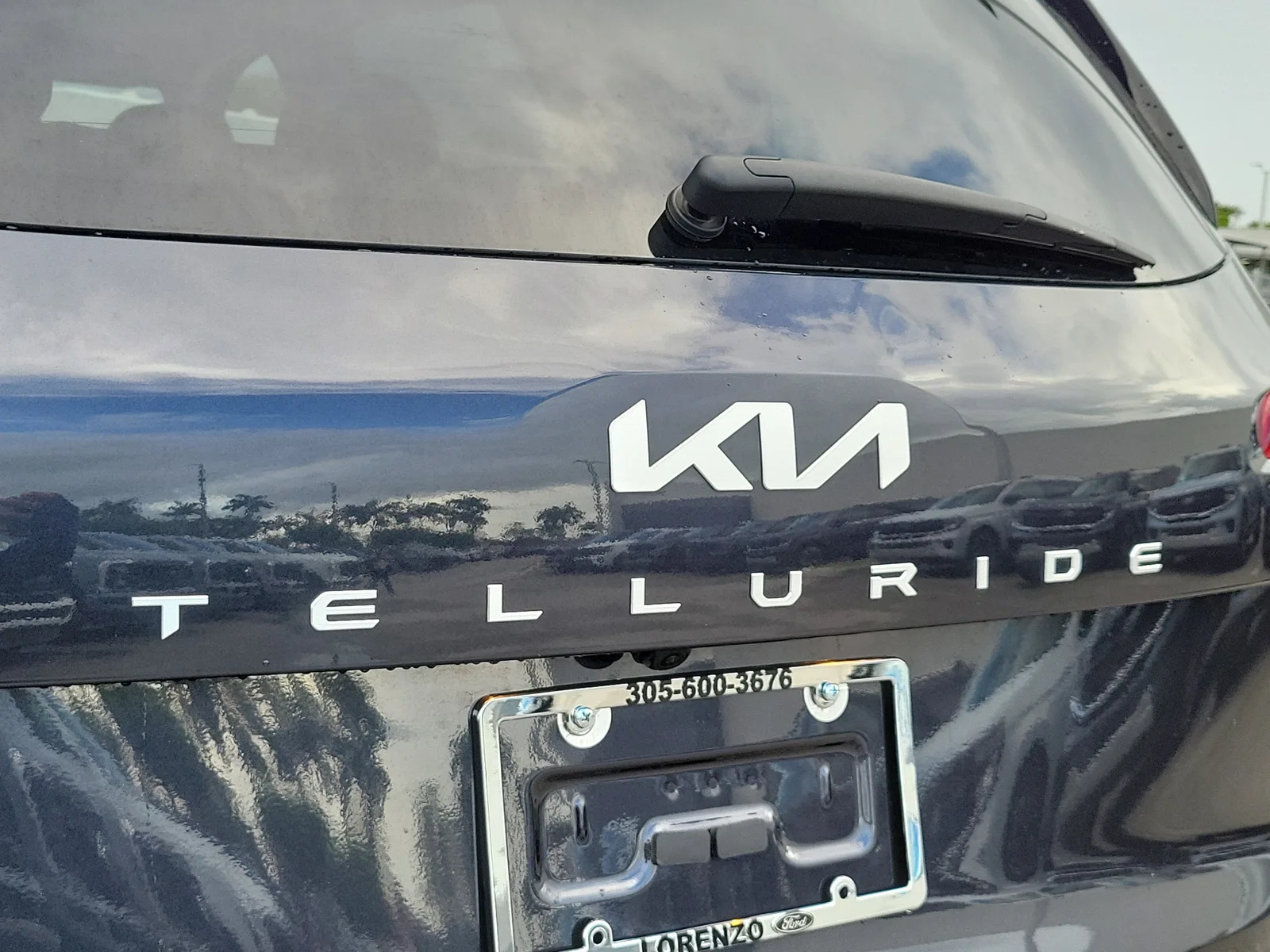 2025 Kia Telluride S photo 10
