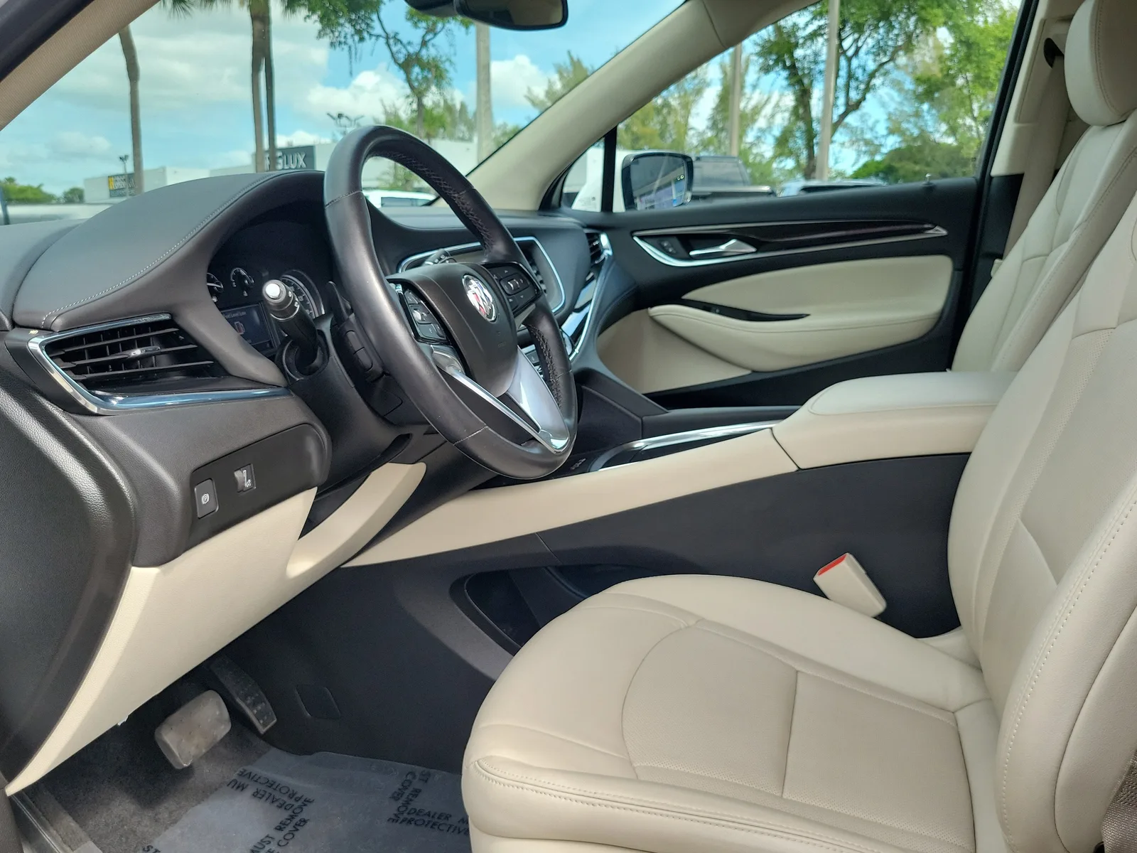 2024 Buick Enclave Essence photo 9