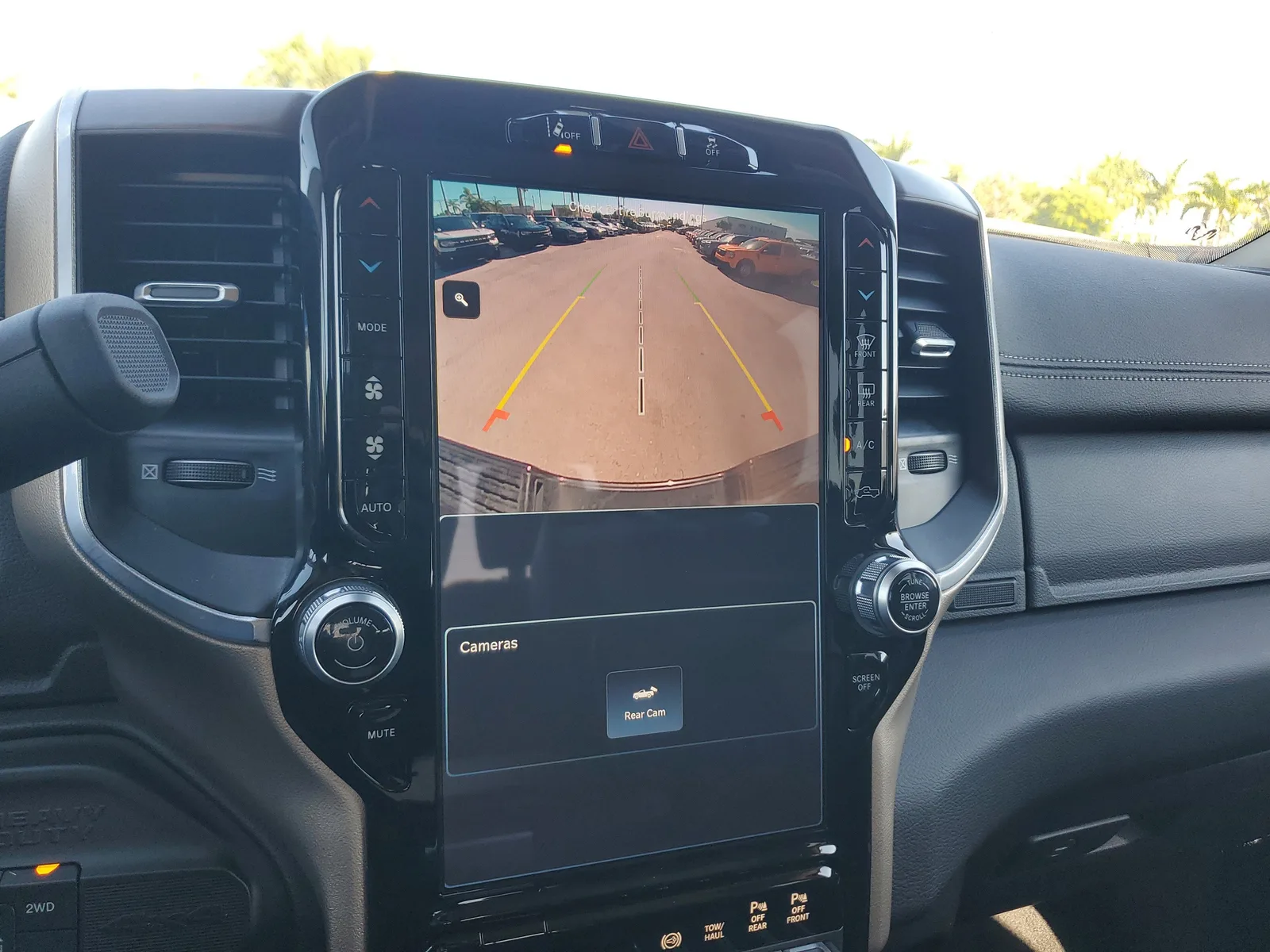 2024 RAM 2500 Laramie 4WD Diesel photo 11