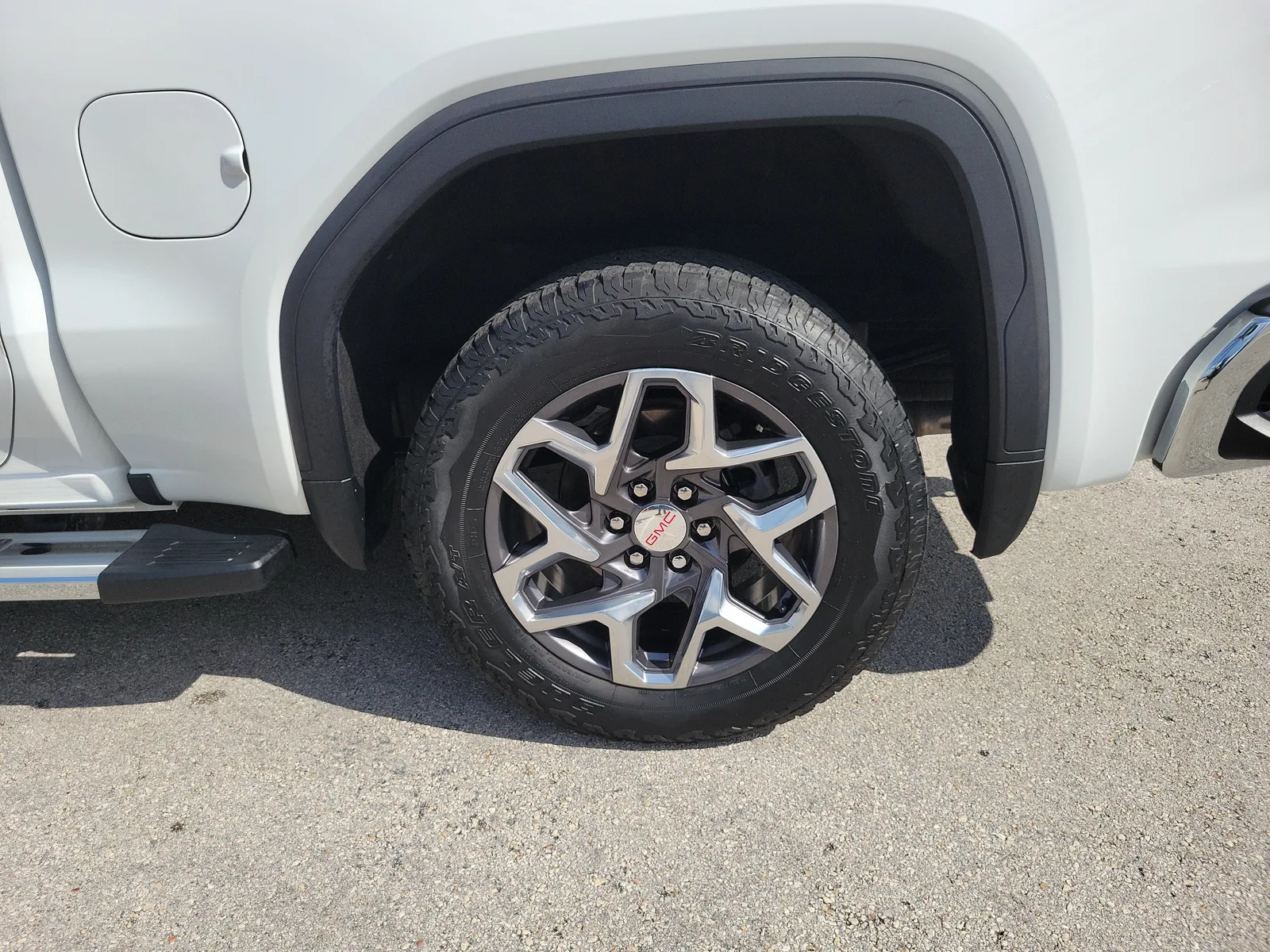 2023 GMC Sierra 1500 SLT photo 28