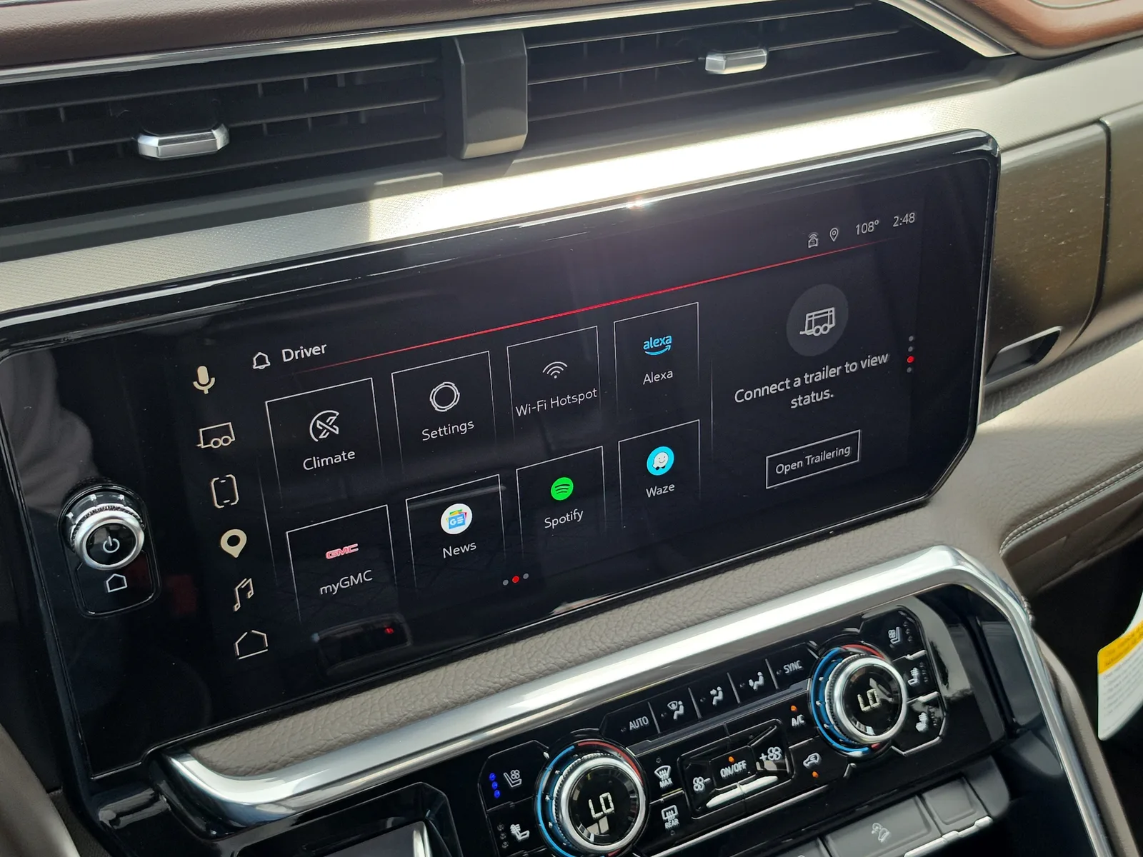 2025 GMC Sierra 1500 Denali 4WD Diesel photo 18