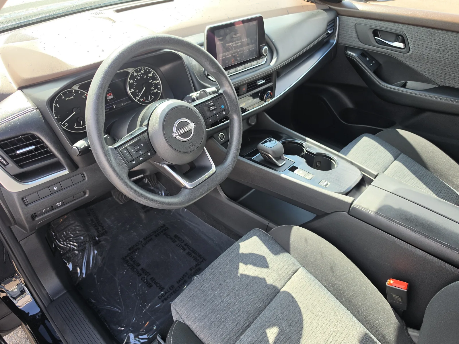 2023 Nissan Rogue SV photo 7