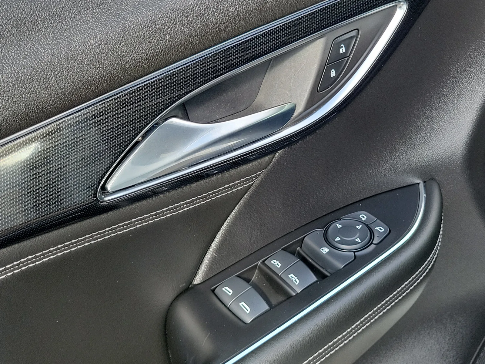 2023 Buick Envision Preferred photo 28