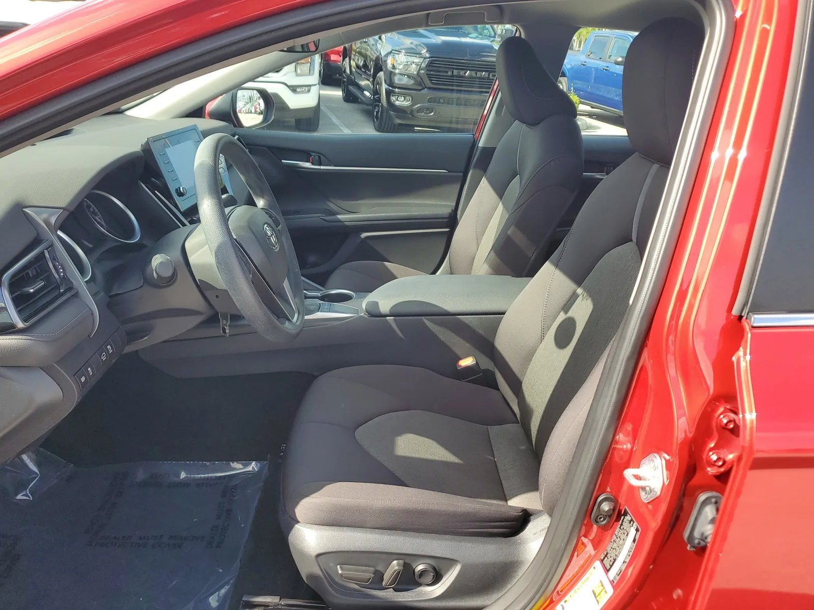 2023 Toyota Camry LE photo 11