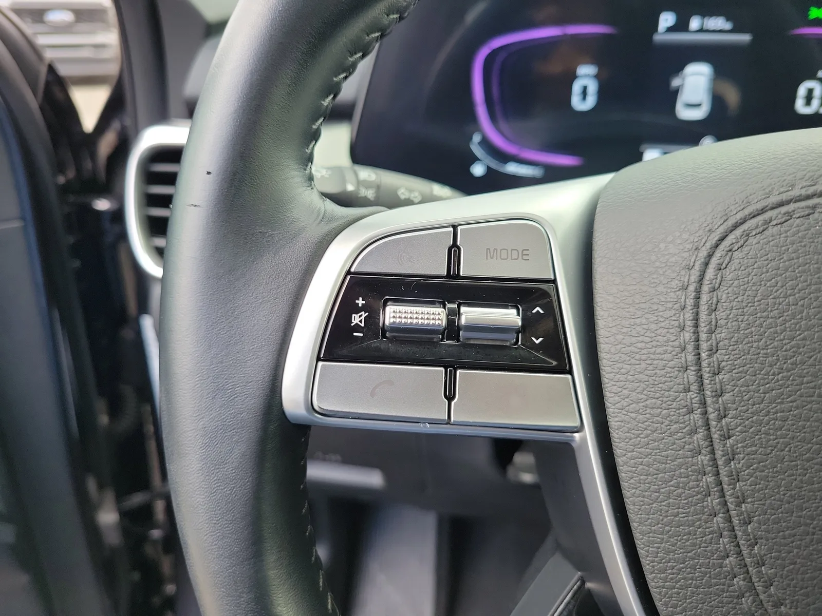 2025 Kia Telluride S photo 29