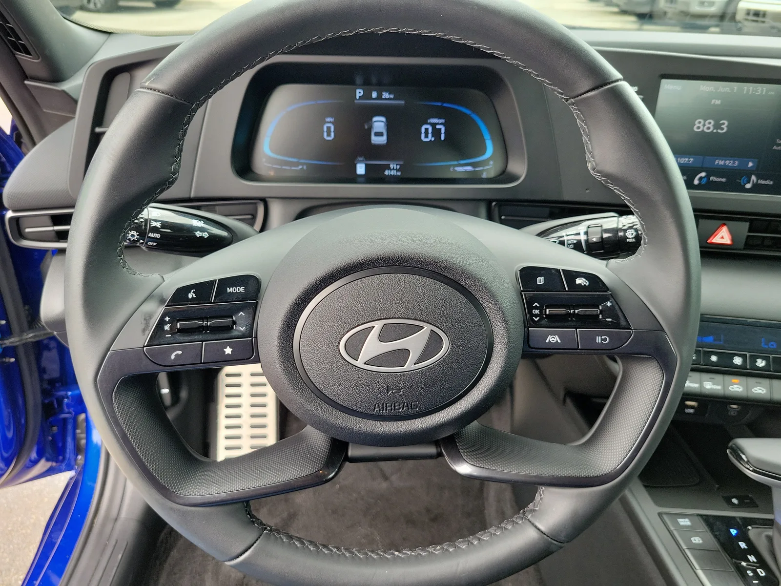 2025 Hyundai Elantra SEL Sport photo 25